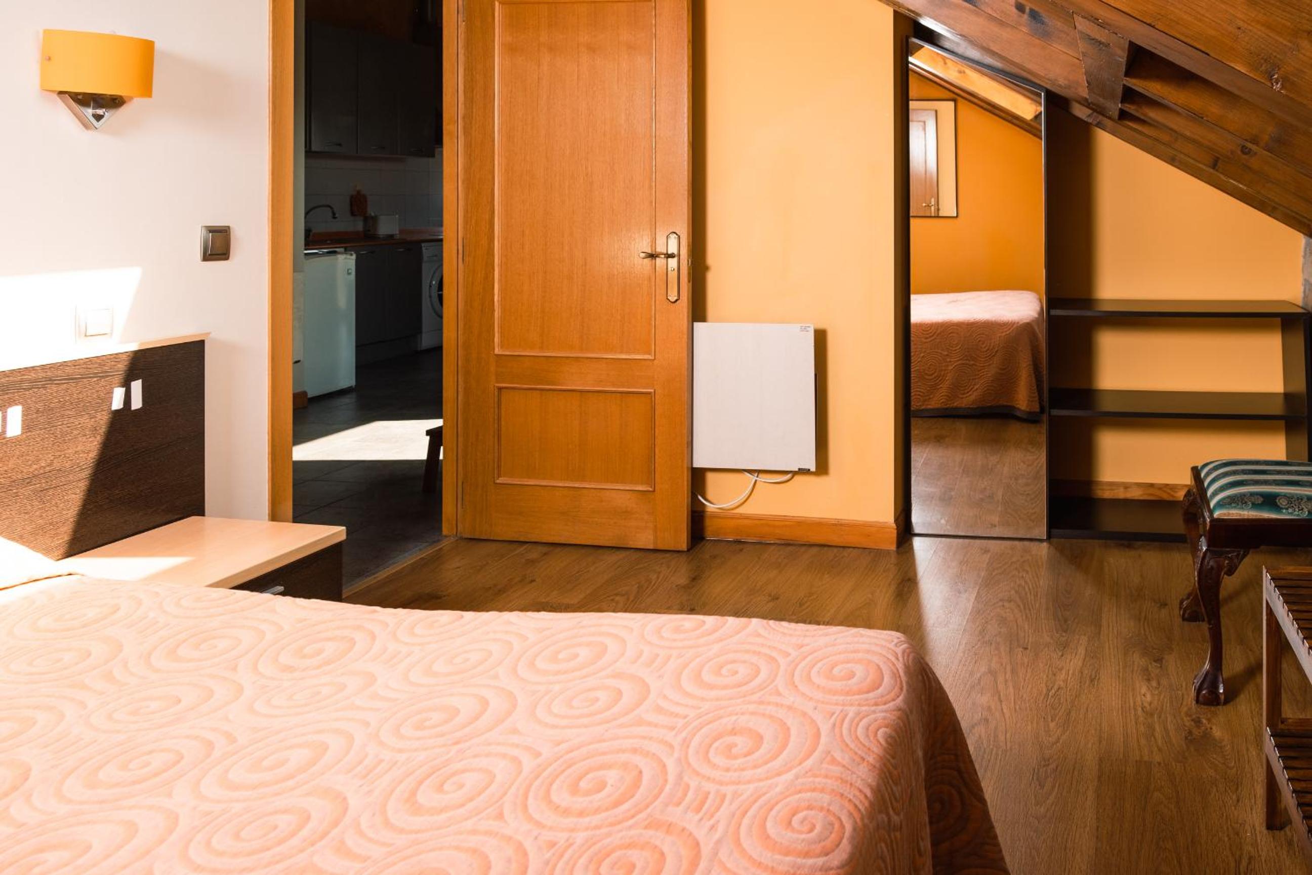 One-Bedroom Apartment - Photo 25