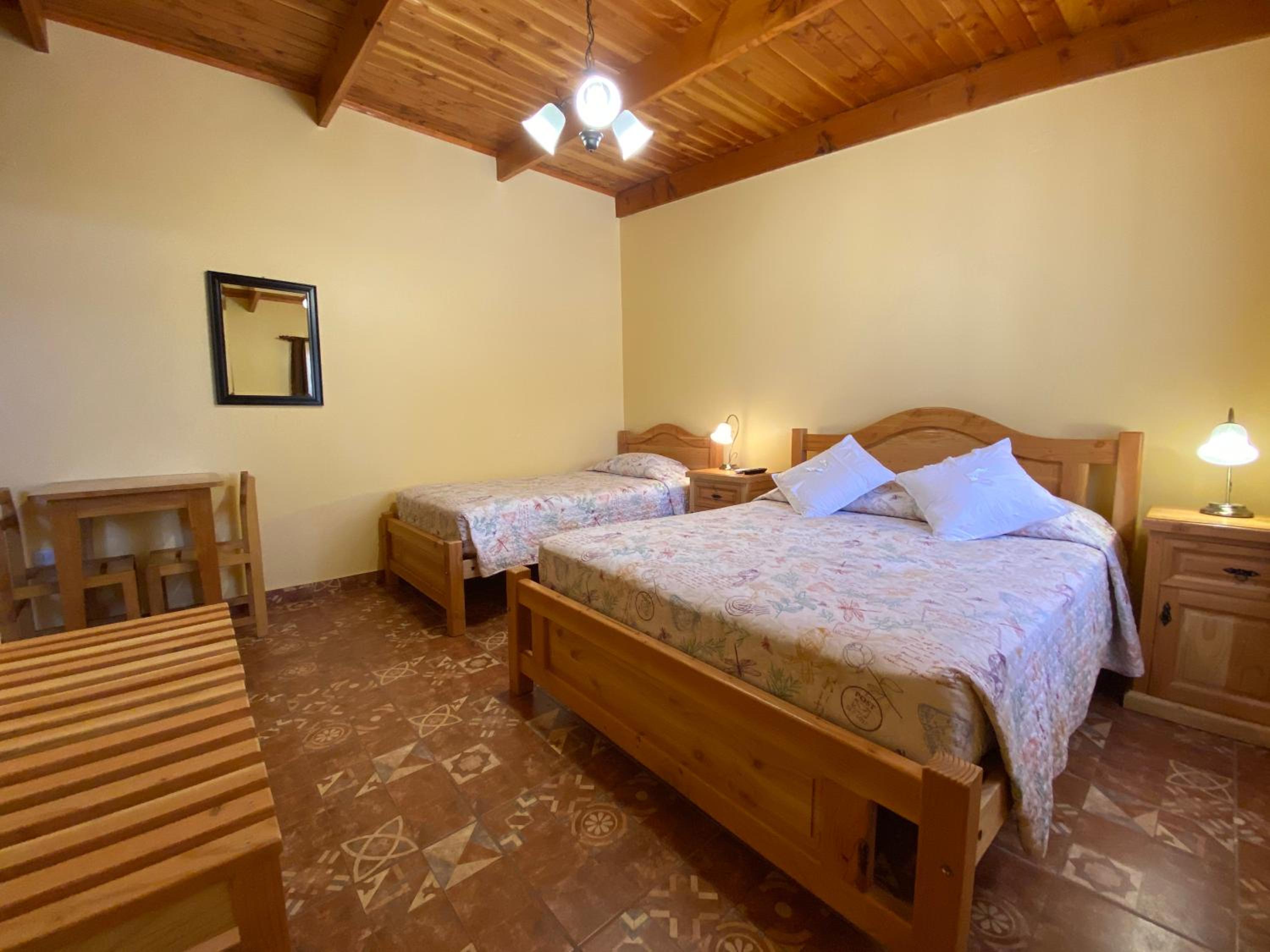 Standard Triple Room photo 3