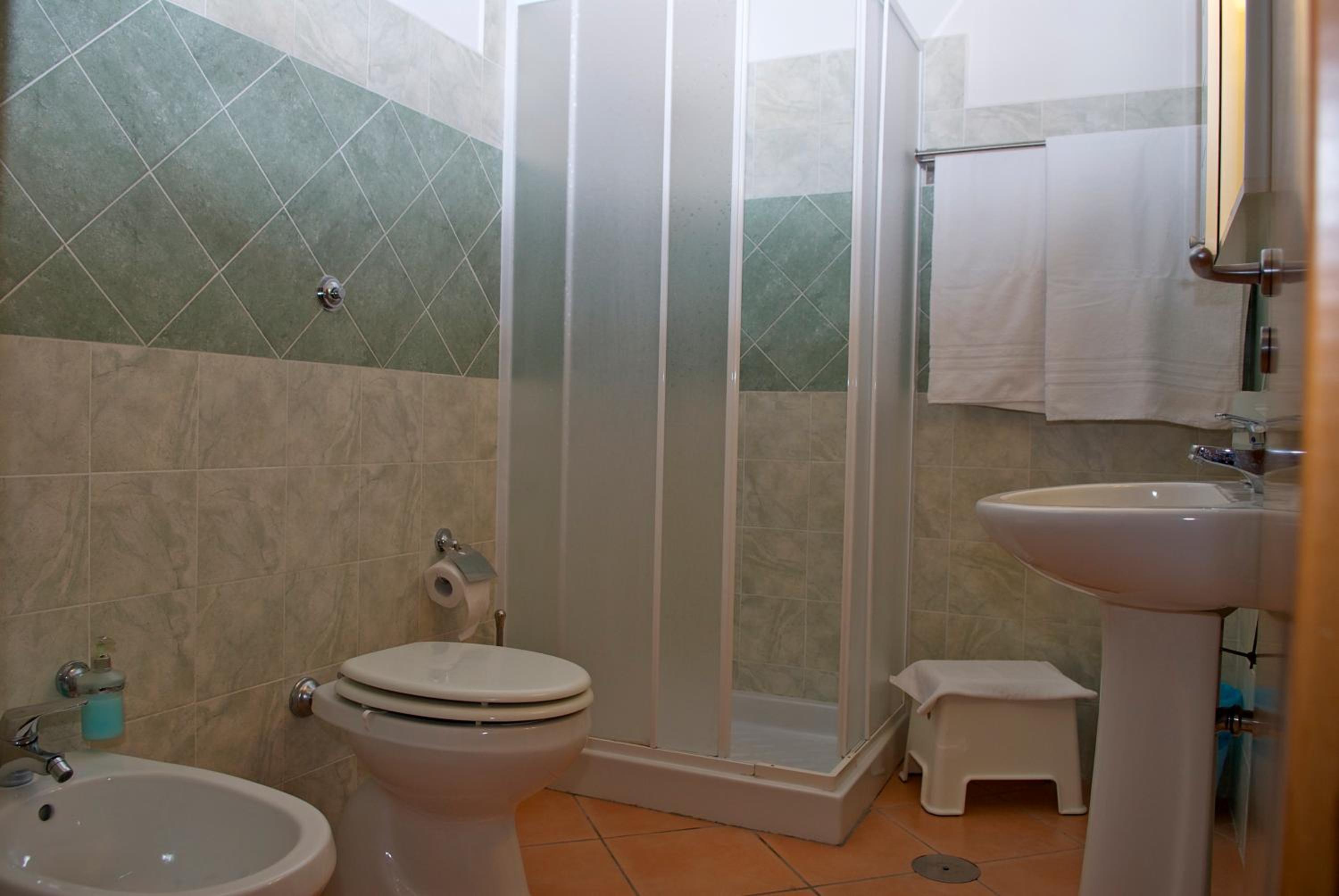 Double or Twin Room with Garden View photo 2