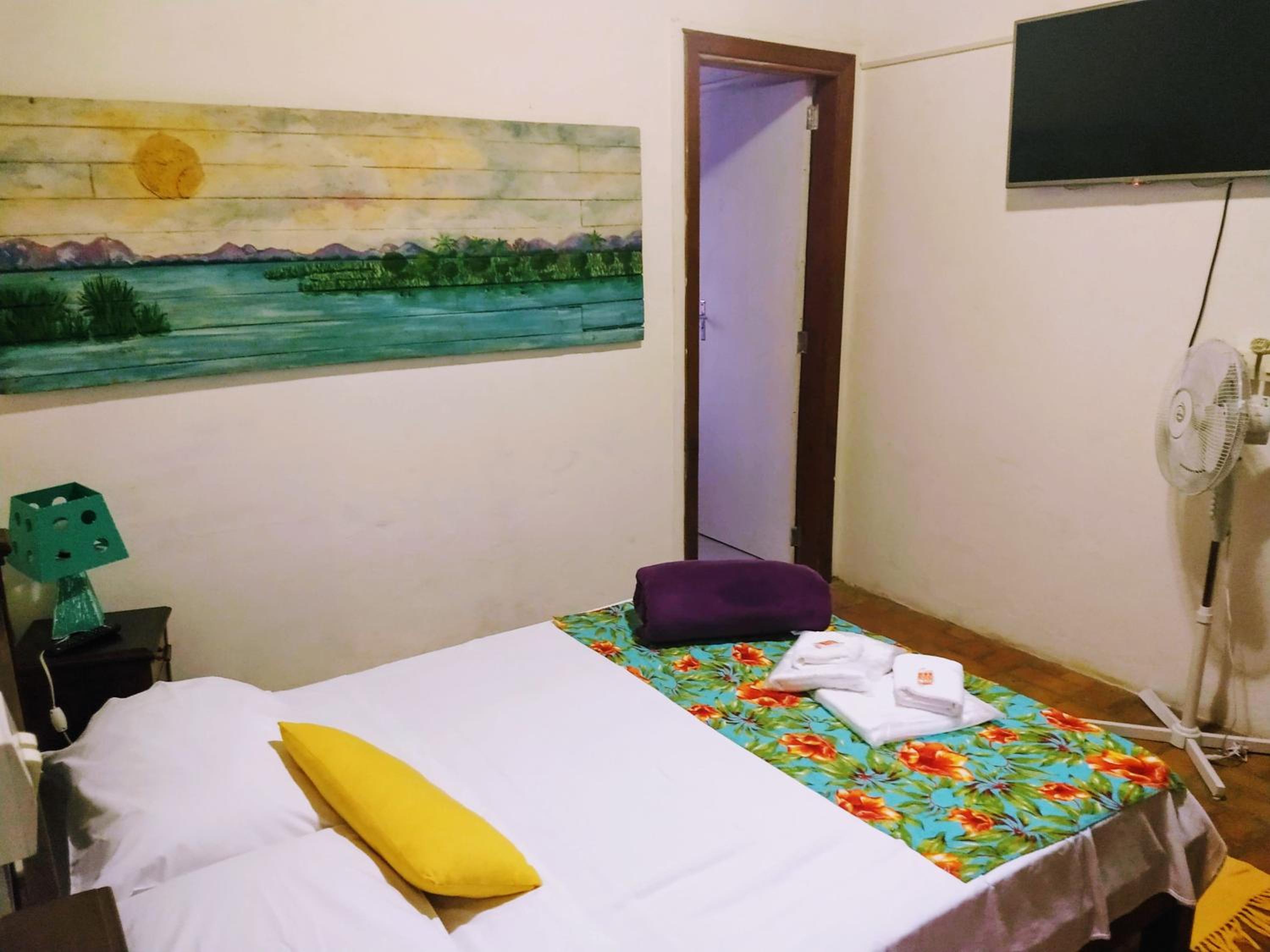 Double Room with Private Bathroom - Photo 3