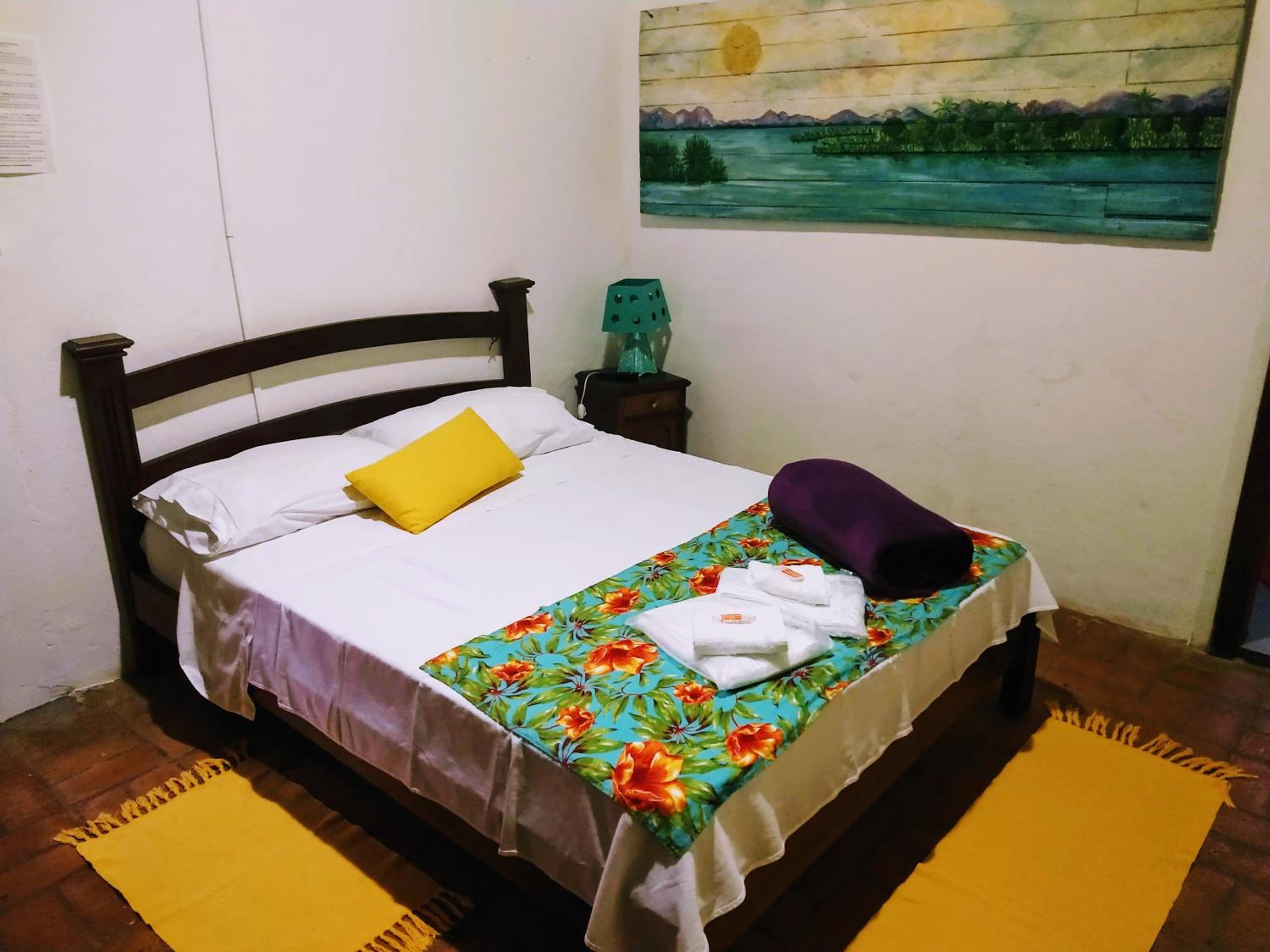 Double Room with Private Bathroom - Photo 2
