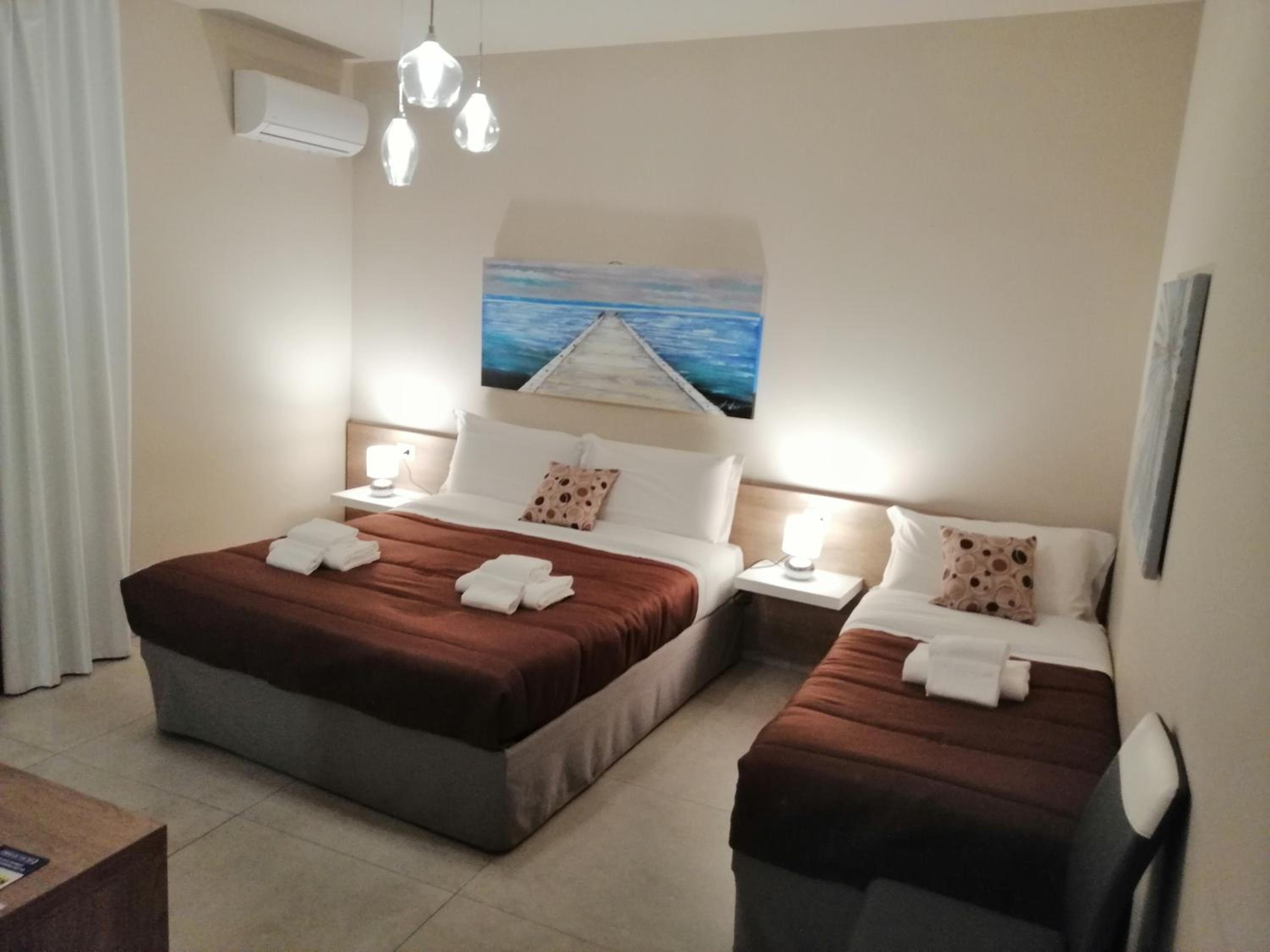 Triple Room with Balcony photo 1