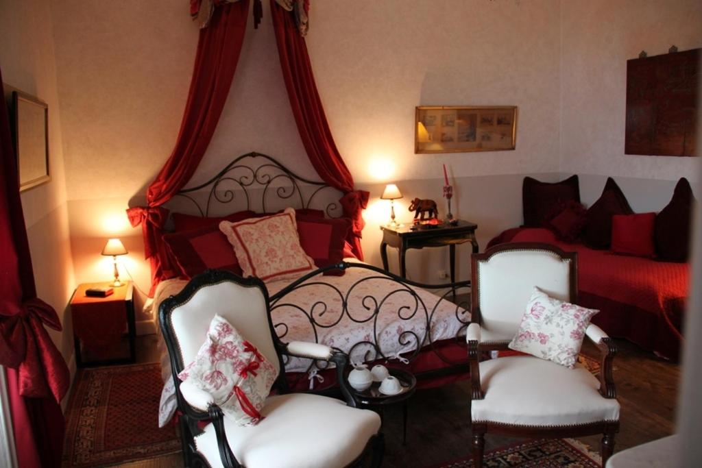 Deluxe Double Room with Bath photo 2