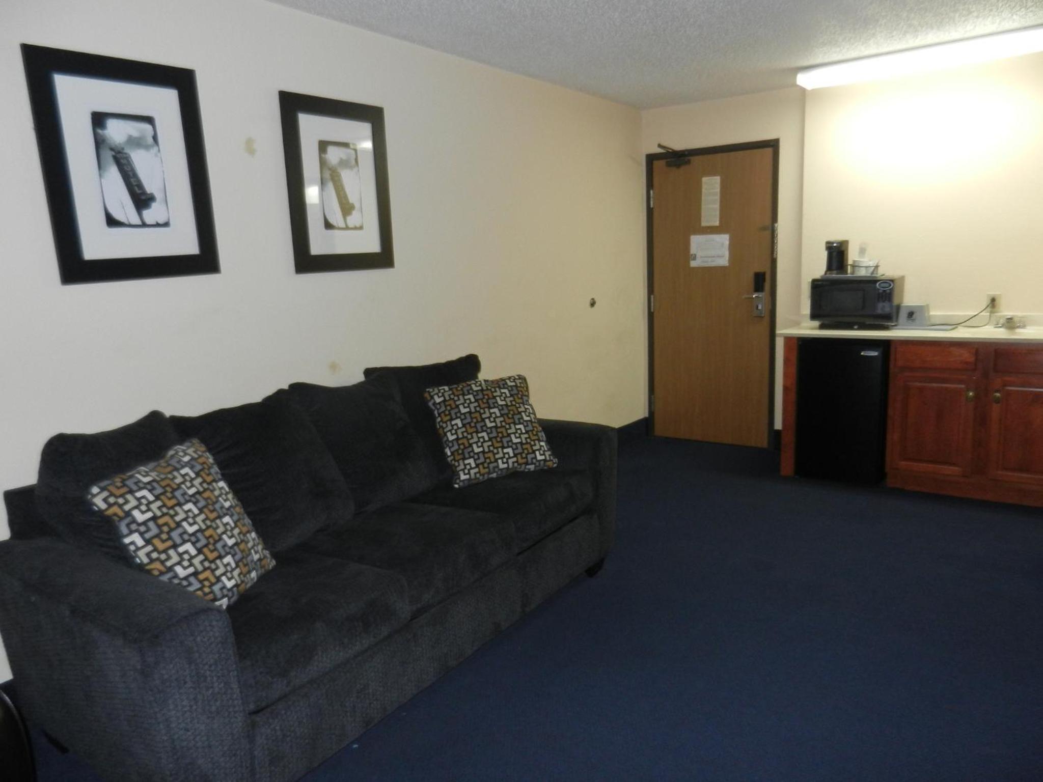 King Studio Suite - Non-Smoking photo 2