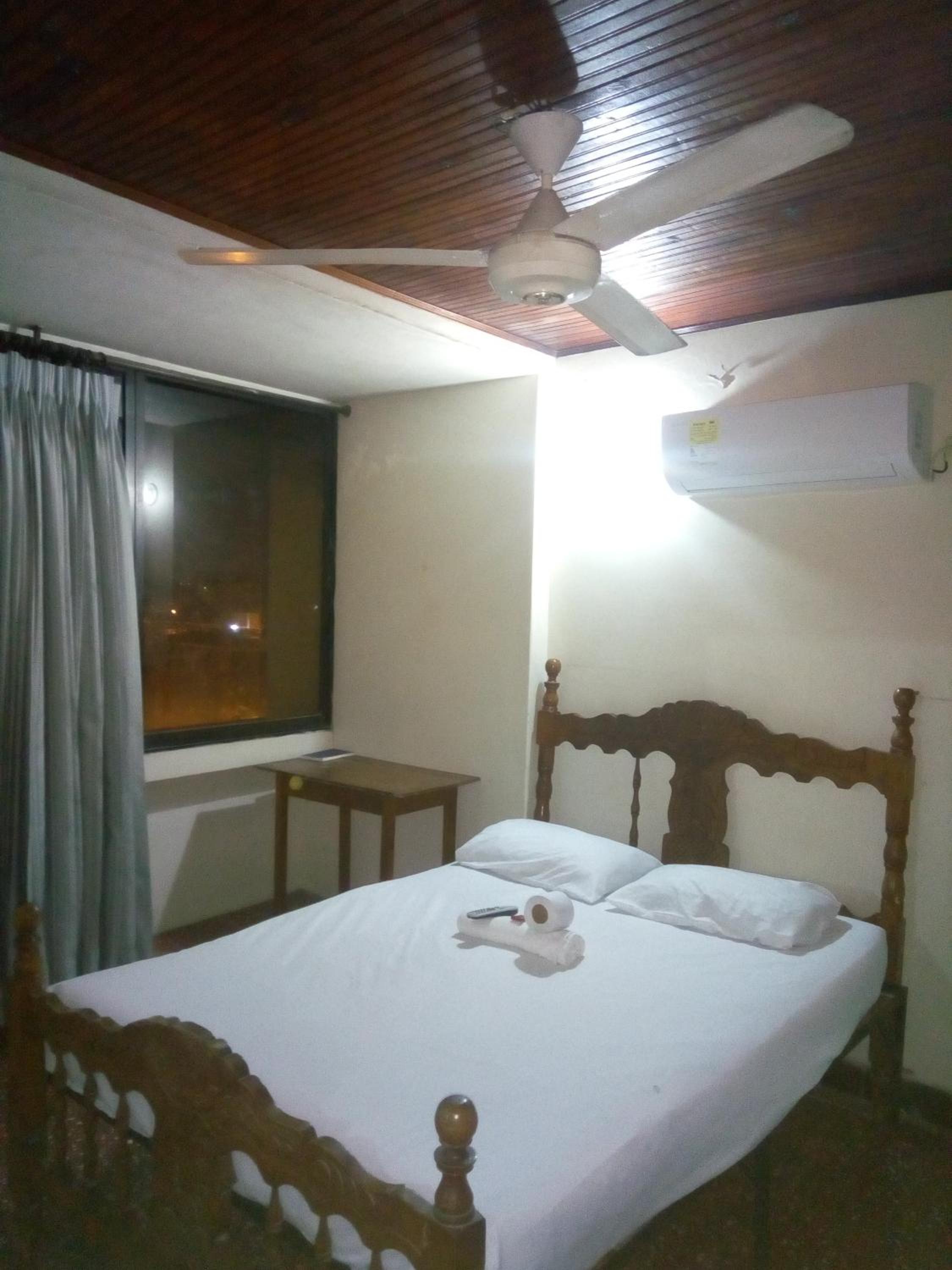 Double Room - Photo 15