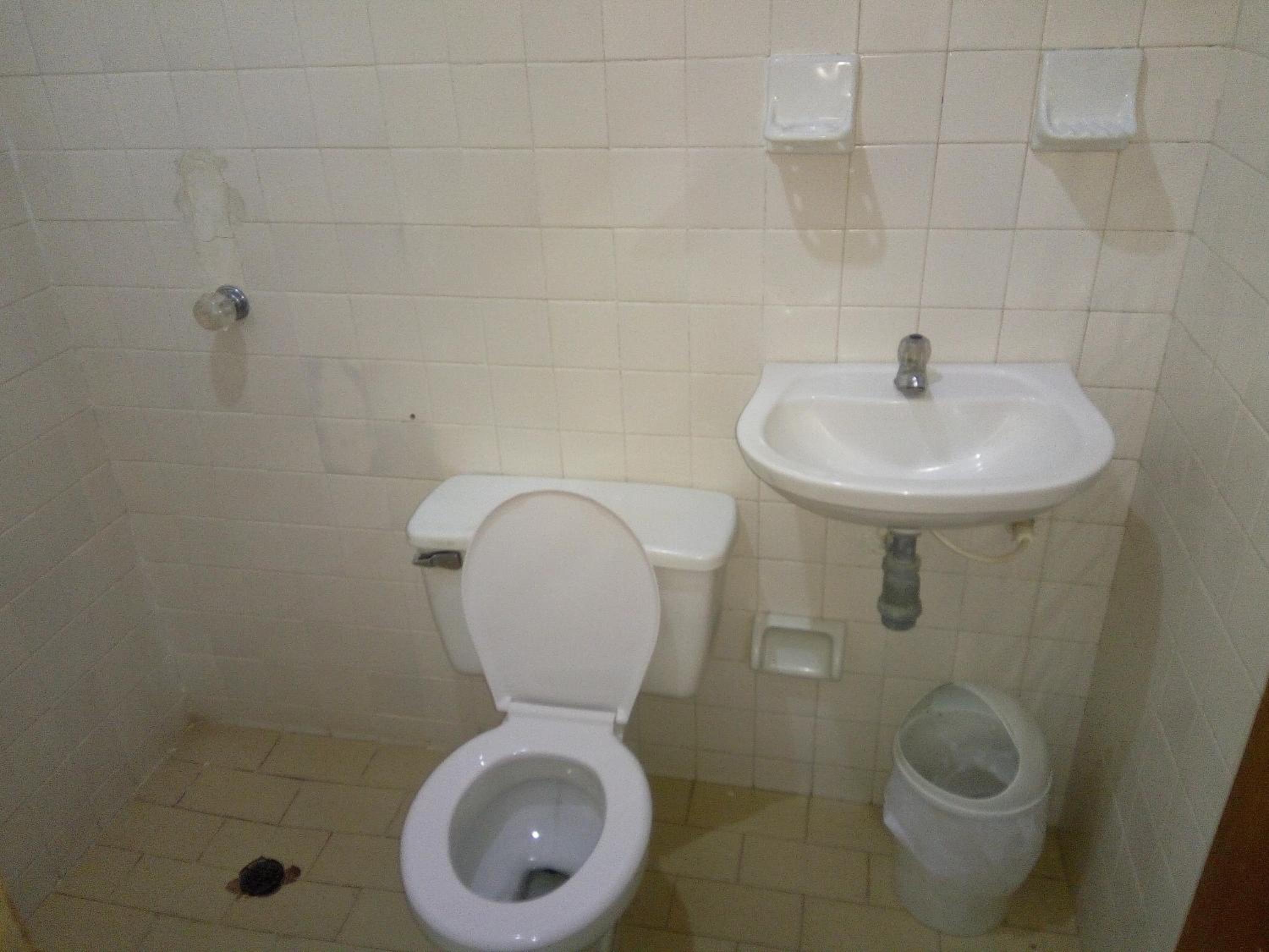 Double Room - Photo 17
