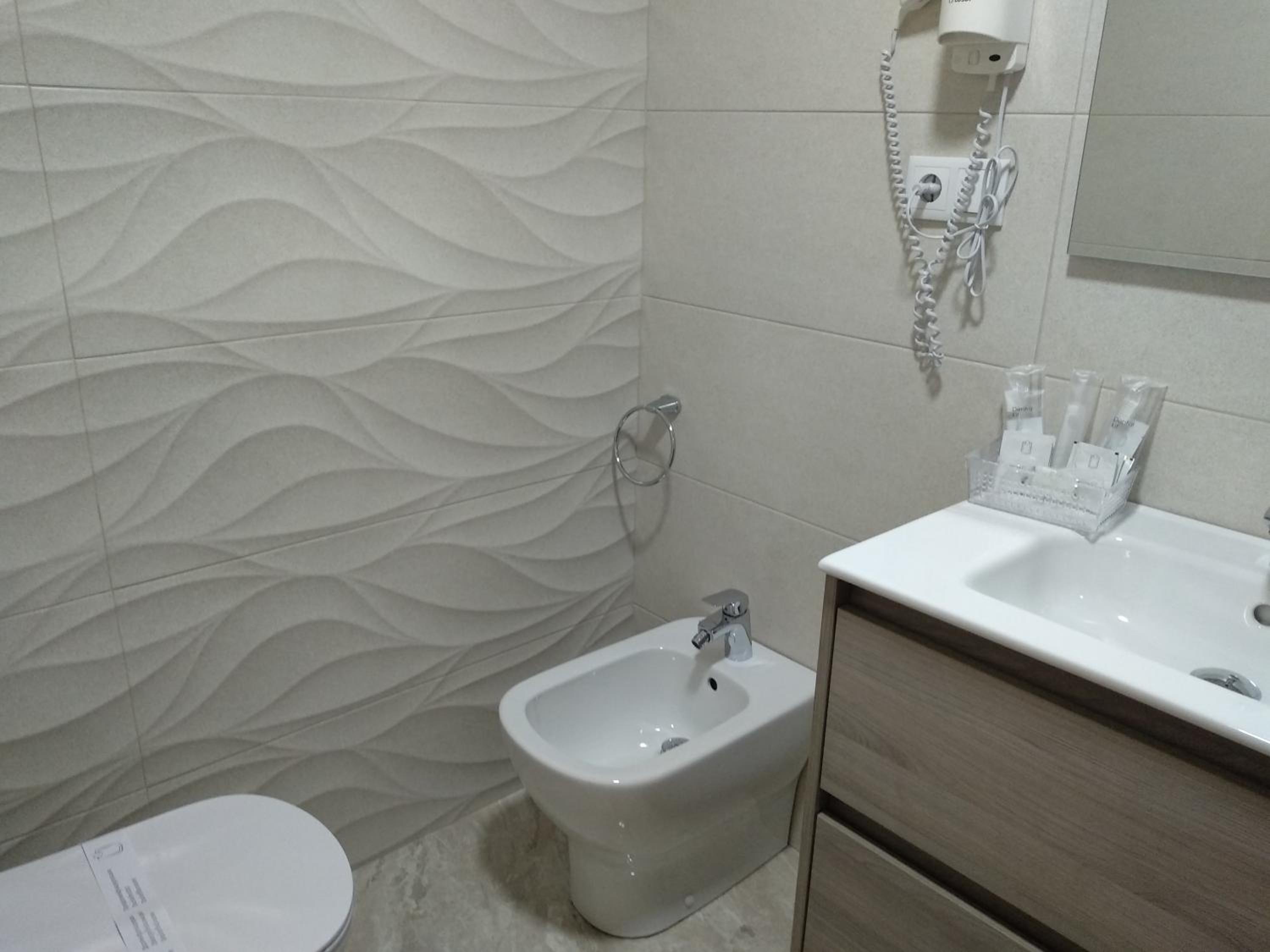 Deluxe Twin Room photo 2