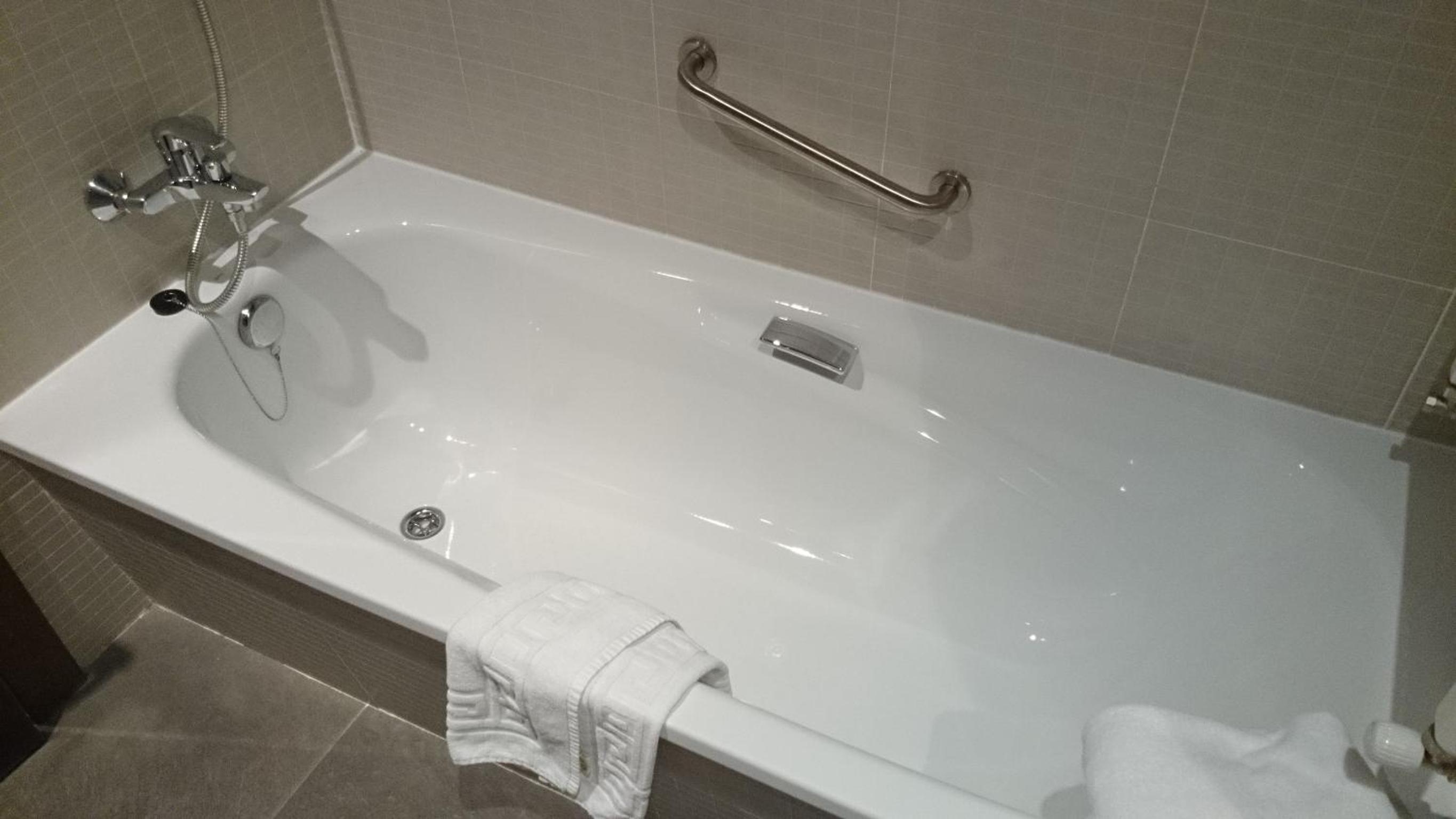 King Double Room - Photo 7