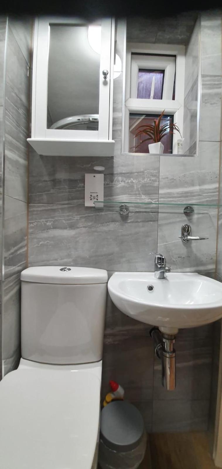 Budget Double Room photo 3