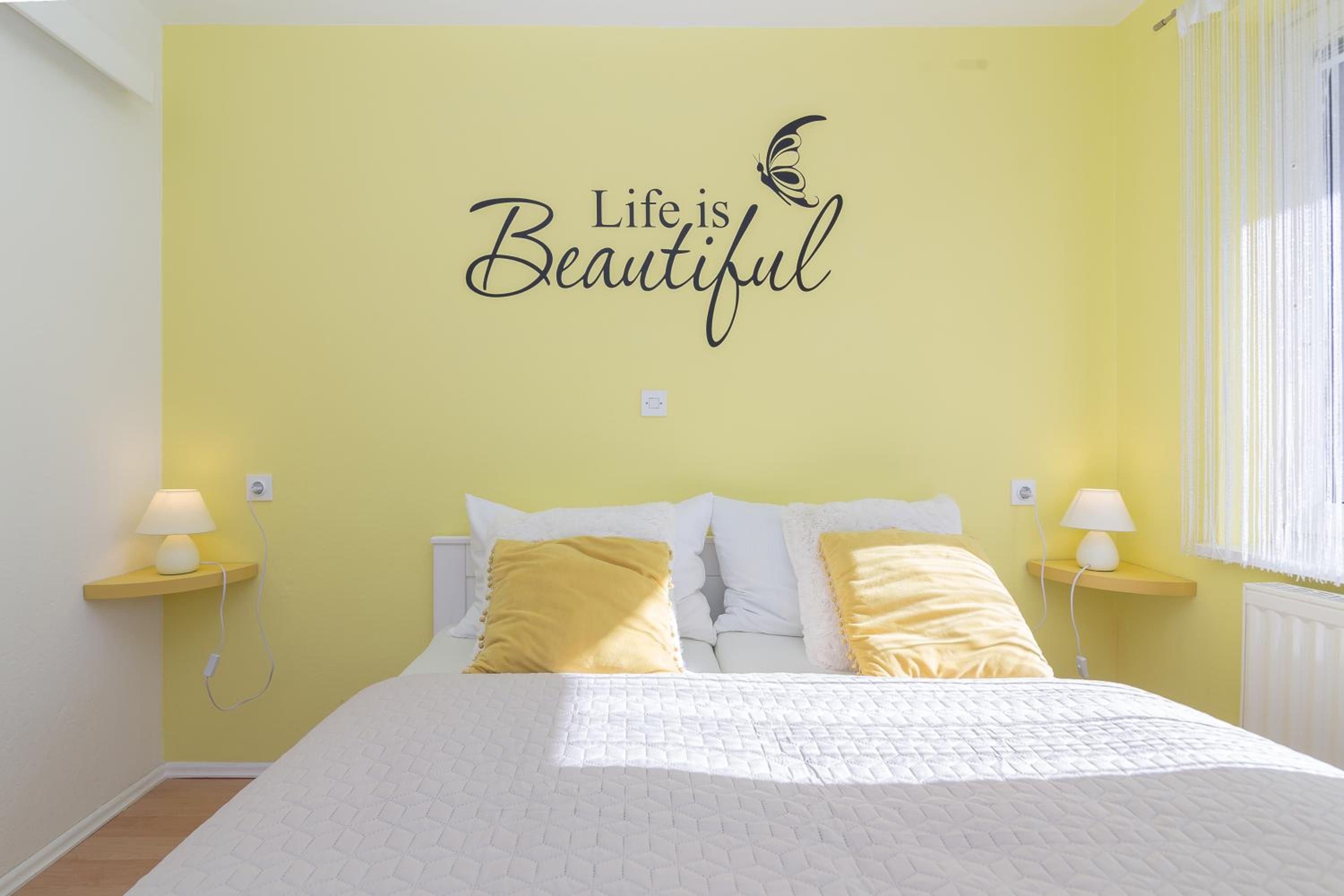 Two-Bedroom Apartment with Balcony photo 3