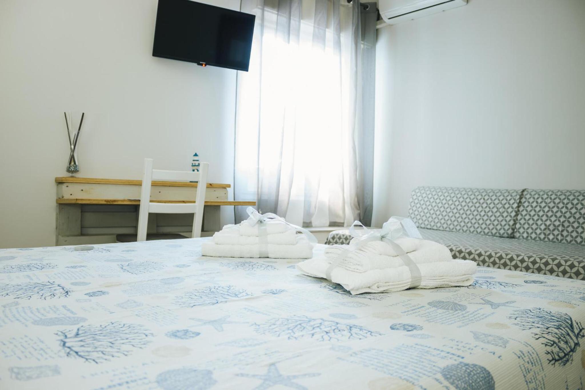 Triple Room - Photo 2