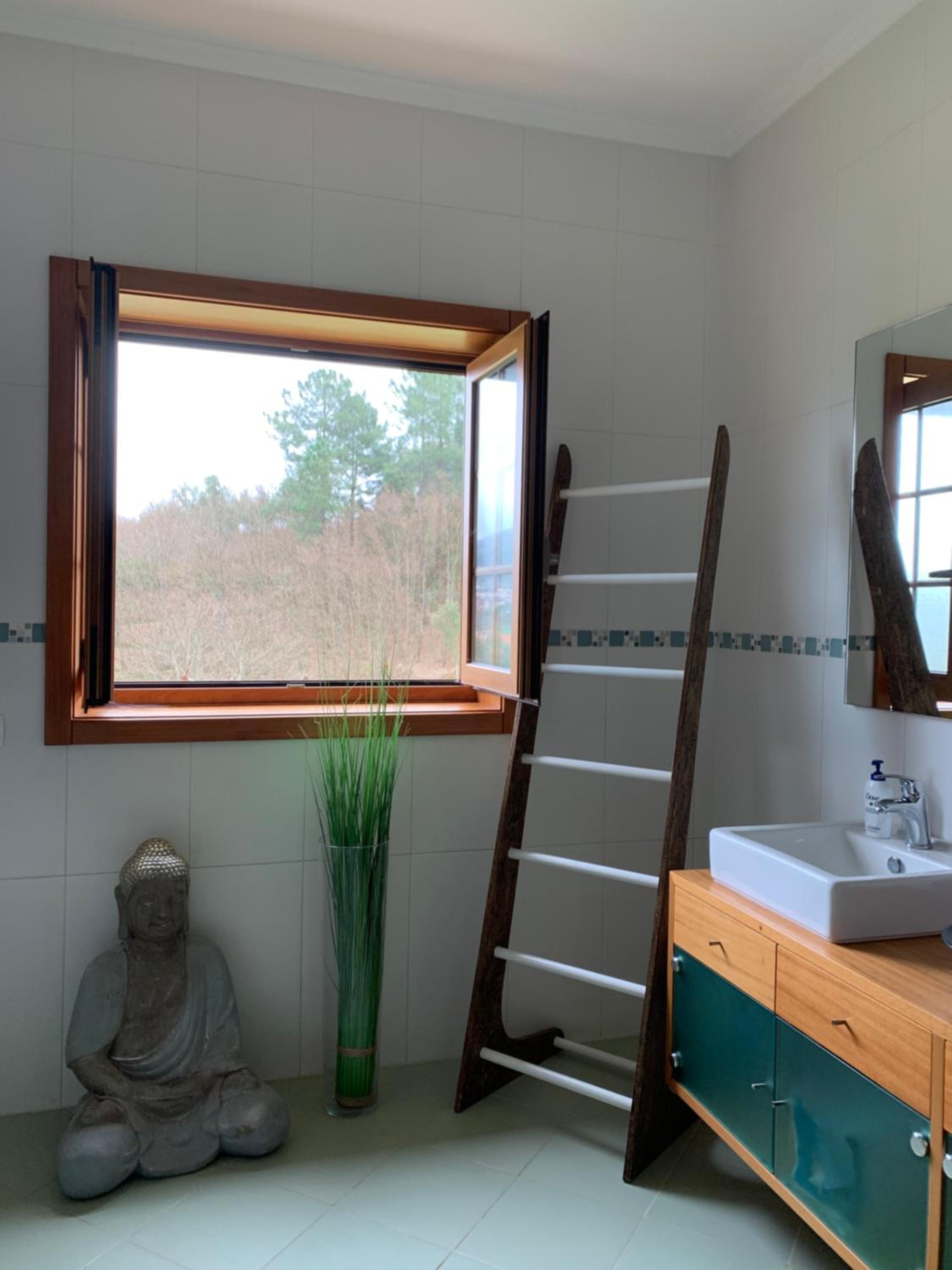 Three-Bedroom House - Photo 35