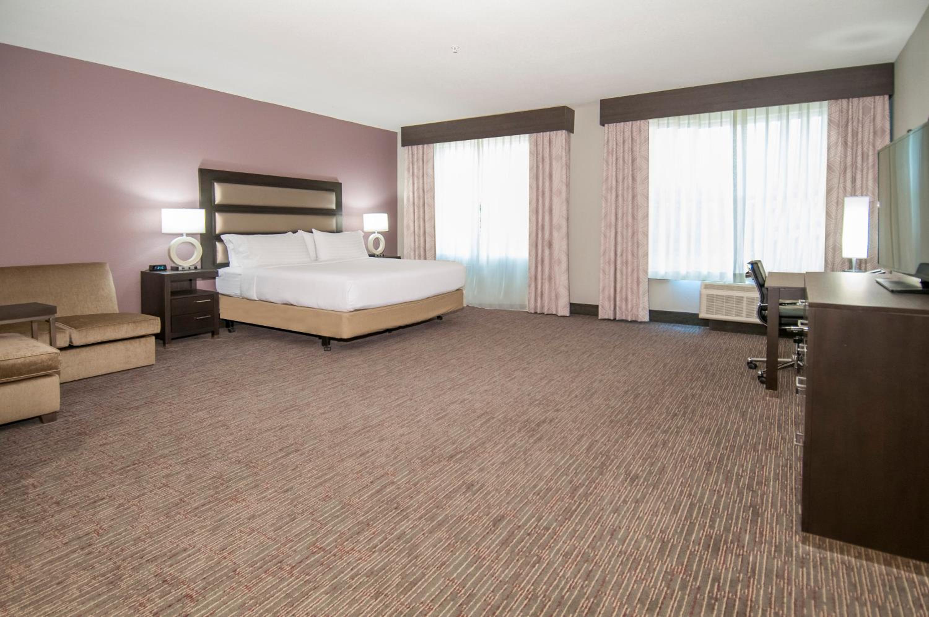 King Room - Mobility Access/Non-Smoking