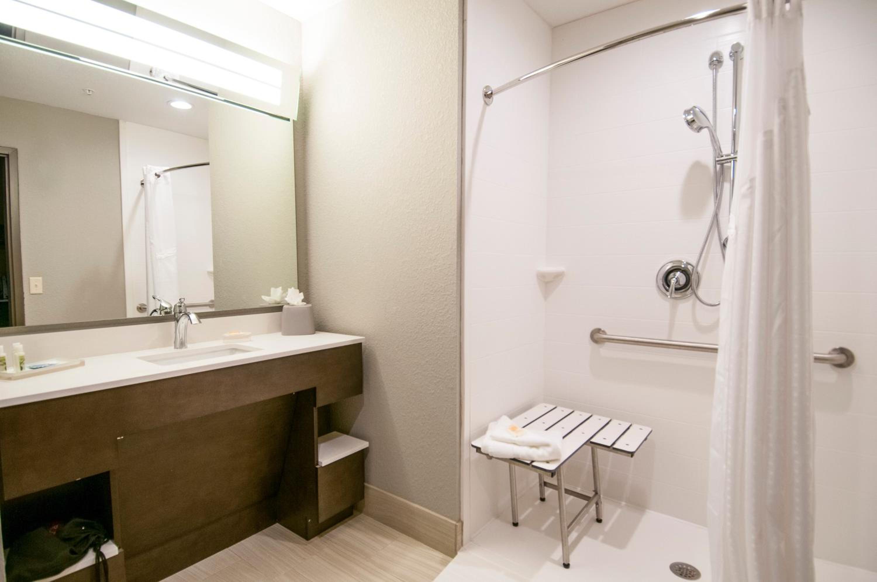 Standard King Room - Communication/Mobility Accessible with Roll-In Shower