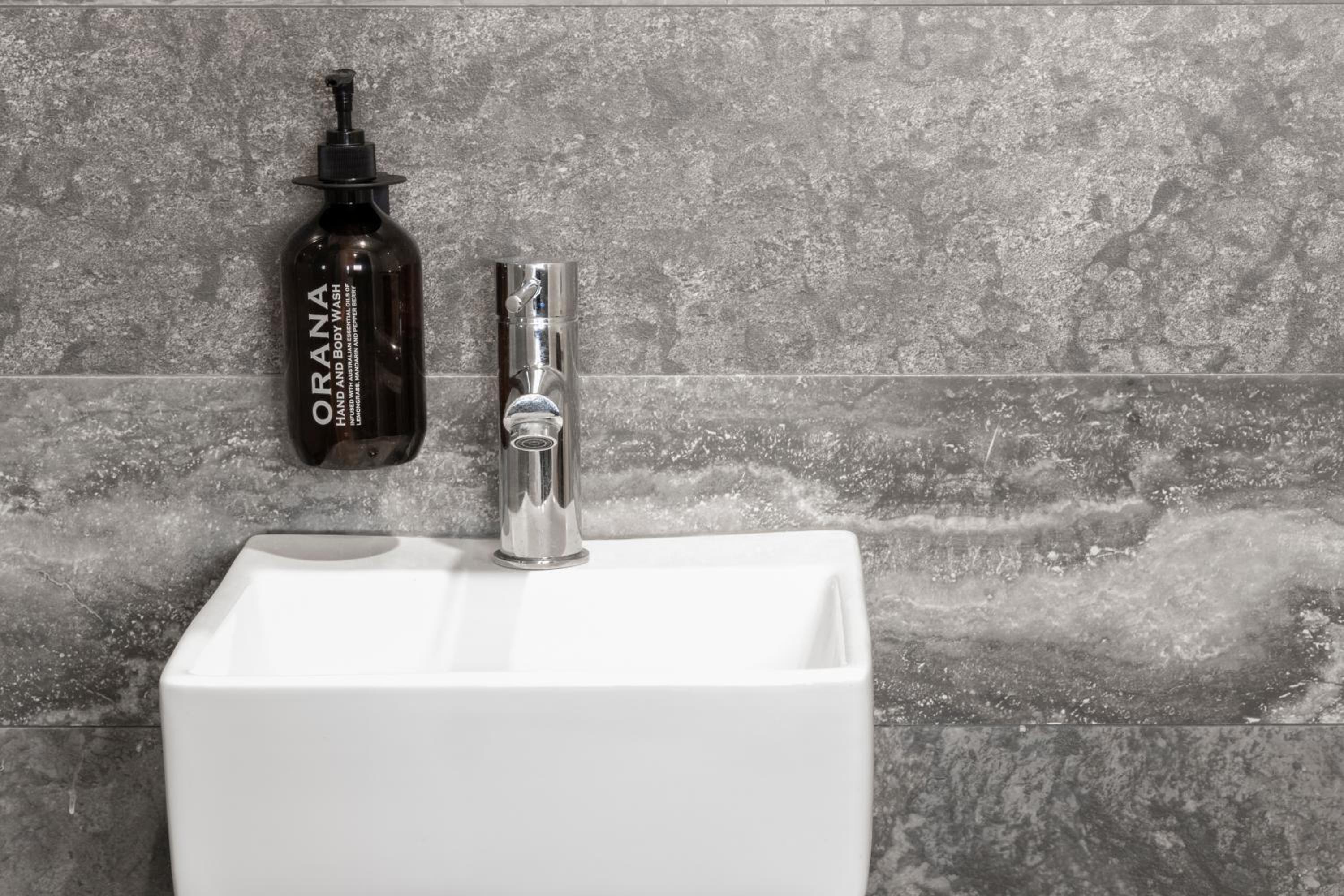 Queen Room with Private Bathroom