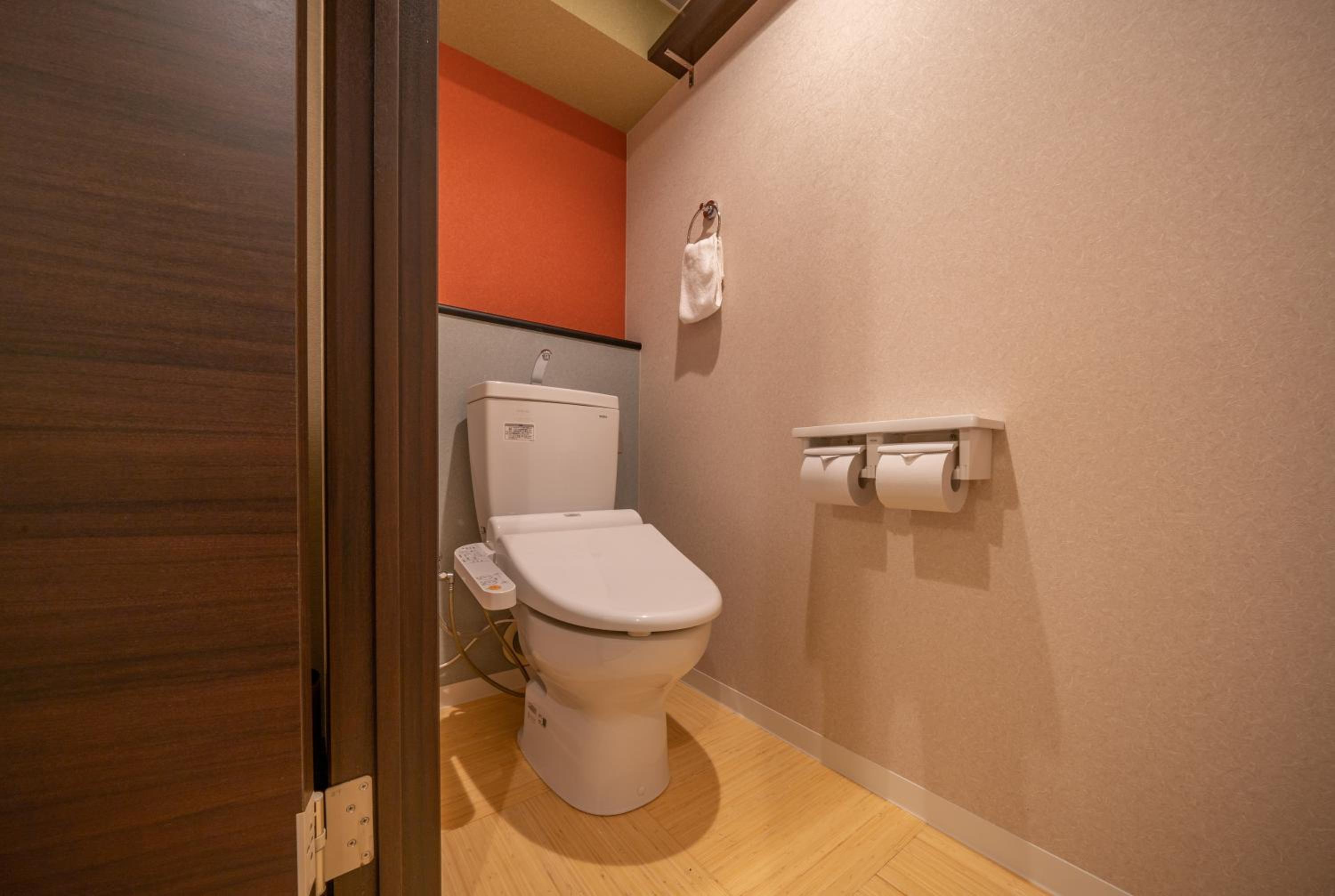 Standard Twin Room - Photo 7