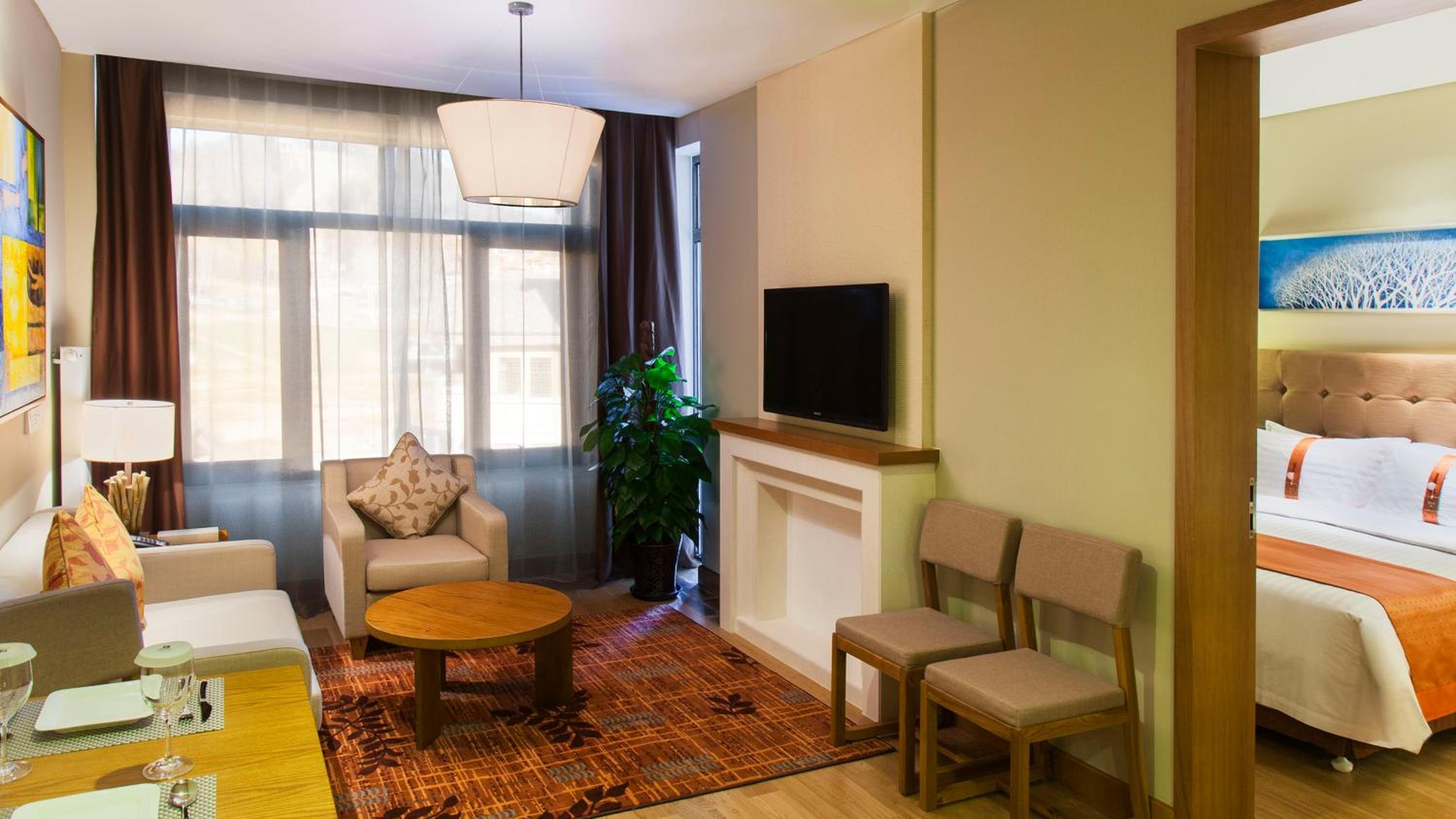 One-Bedroom Suite - Non-Smoking photo 3