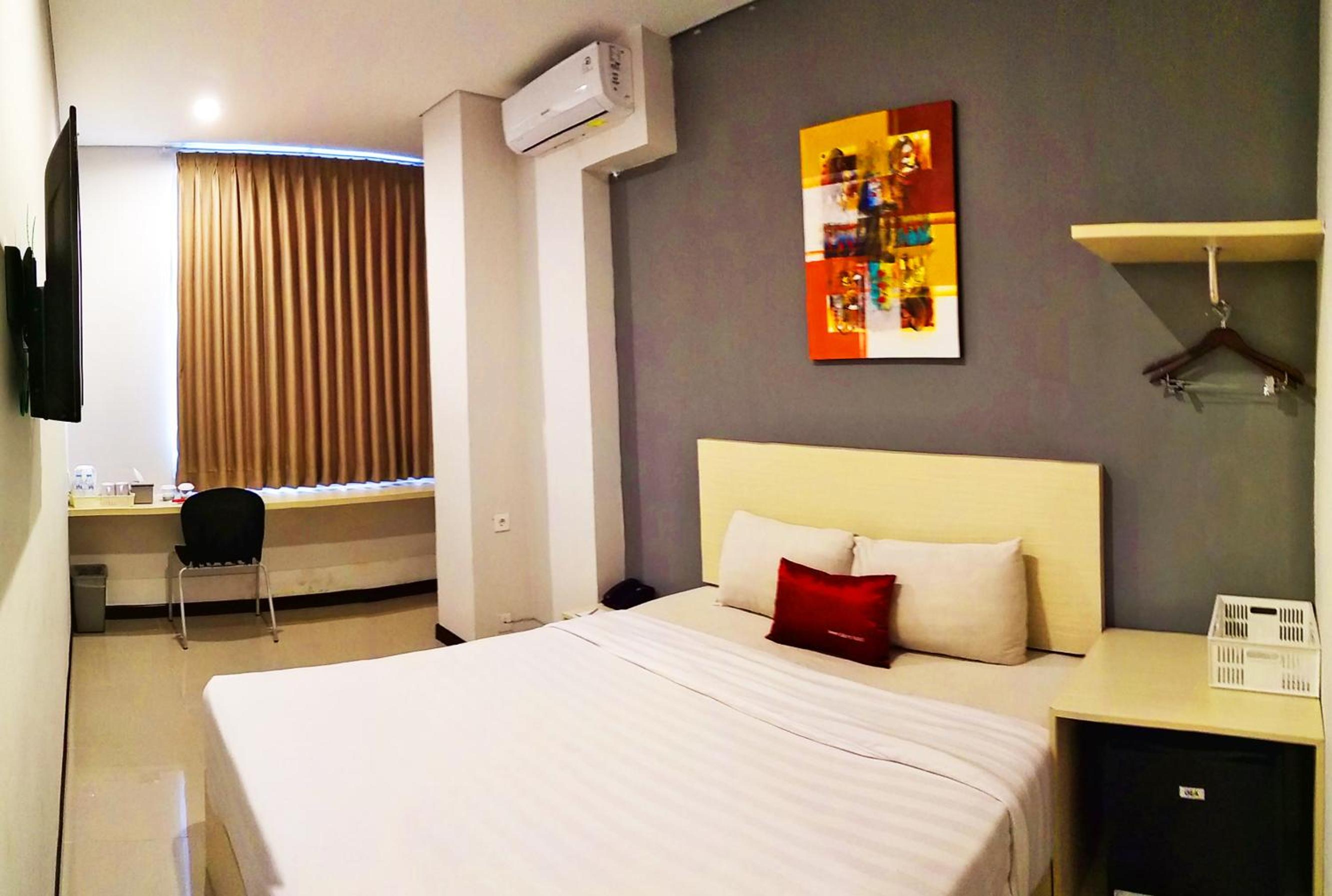 Economy Double or Twin Room photo 1