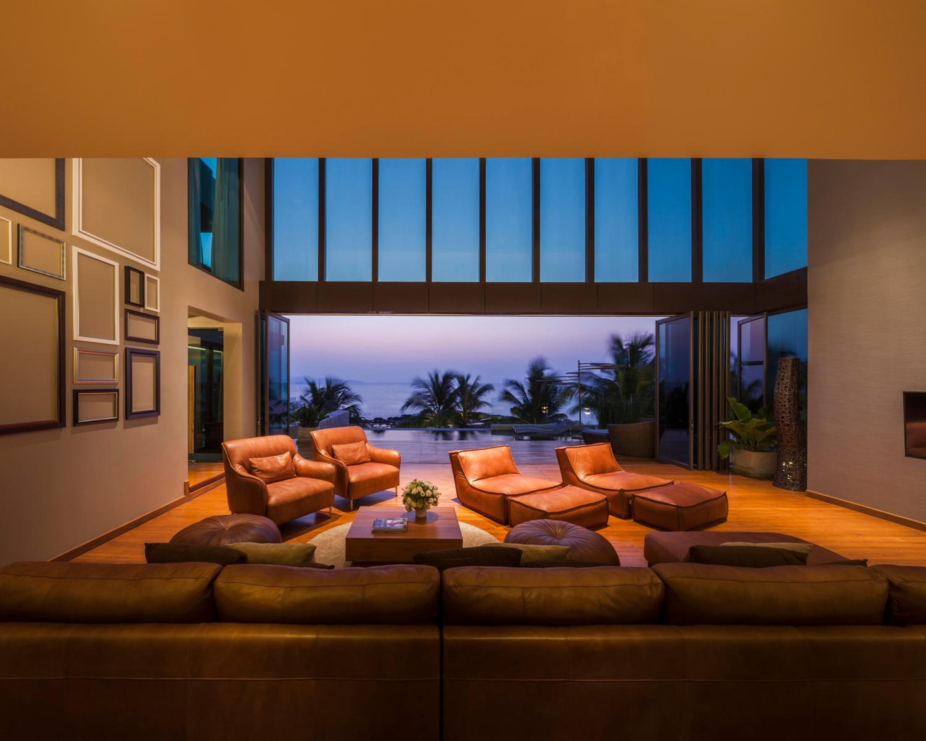 Top Star Private Pool Residence