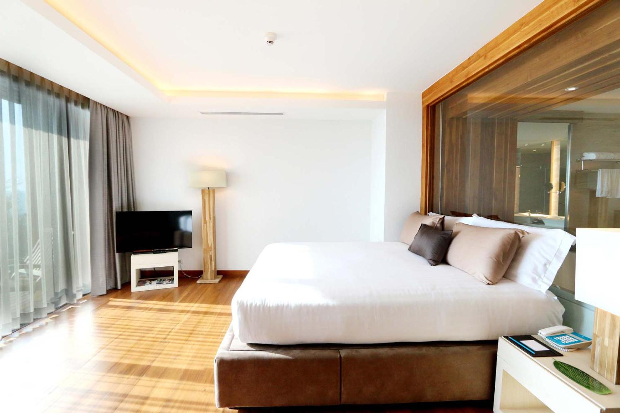 Top Star Private Pool Residence thumbnail 6