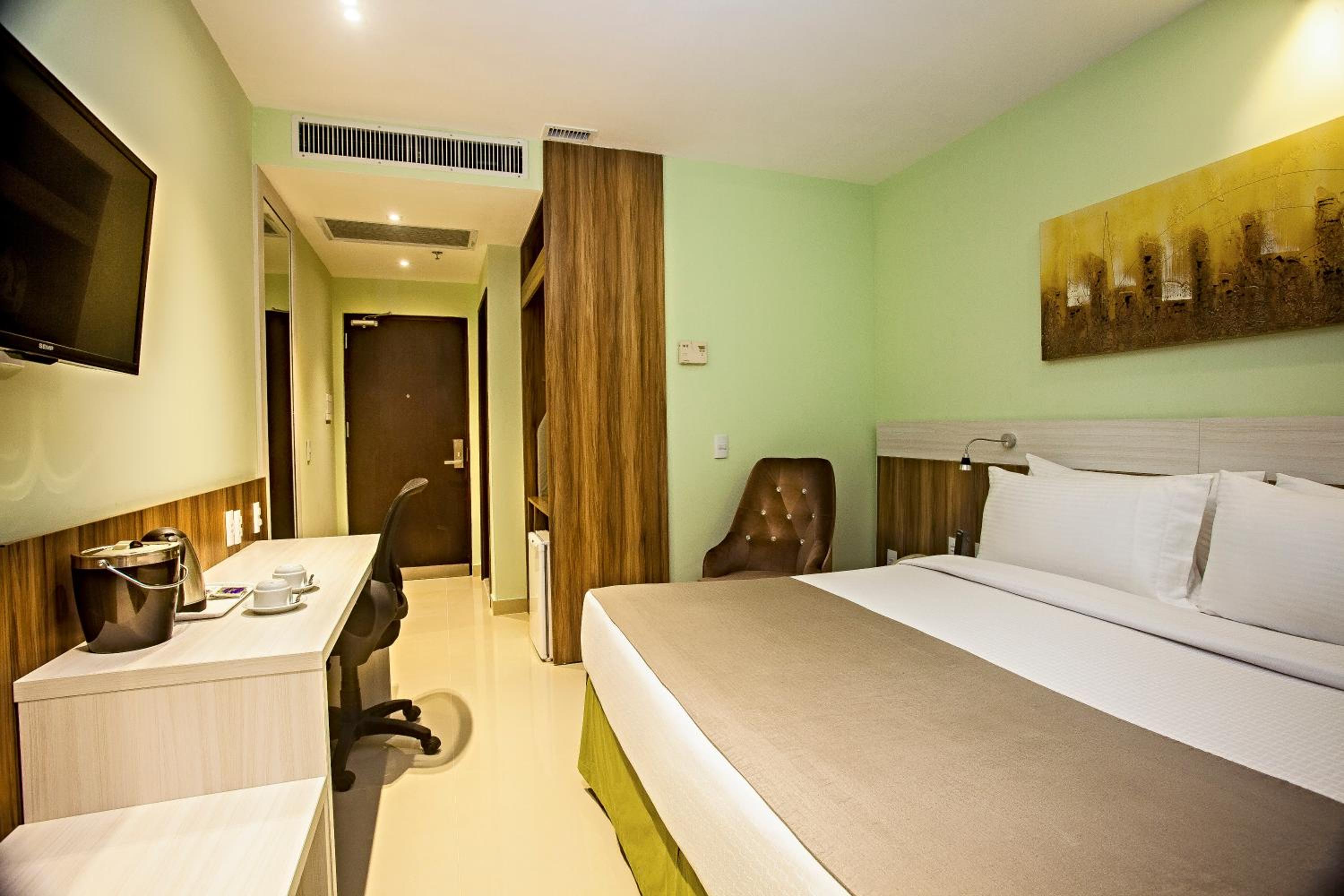 Standard King Room