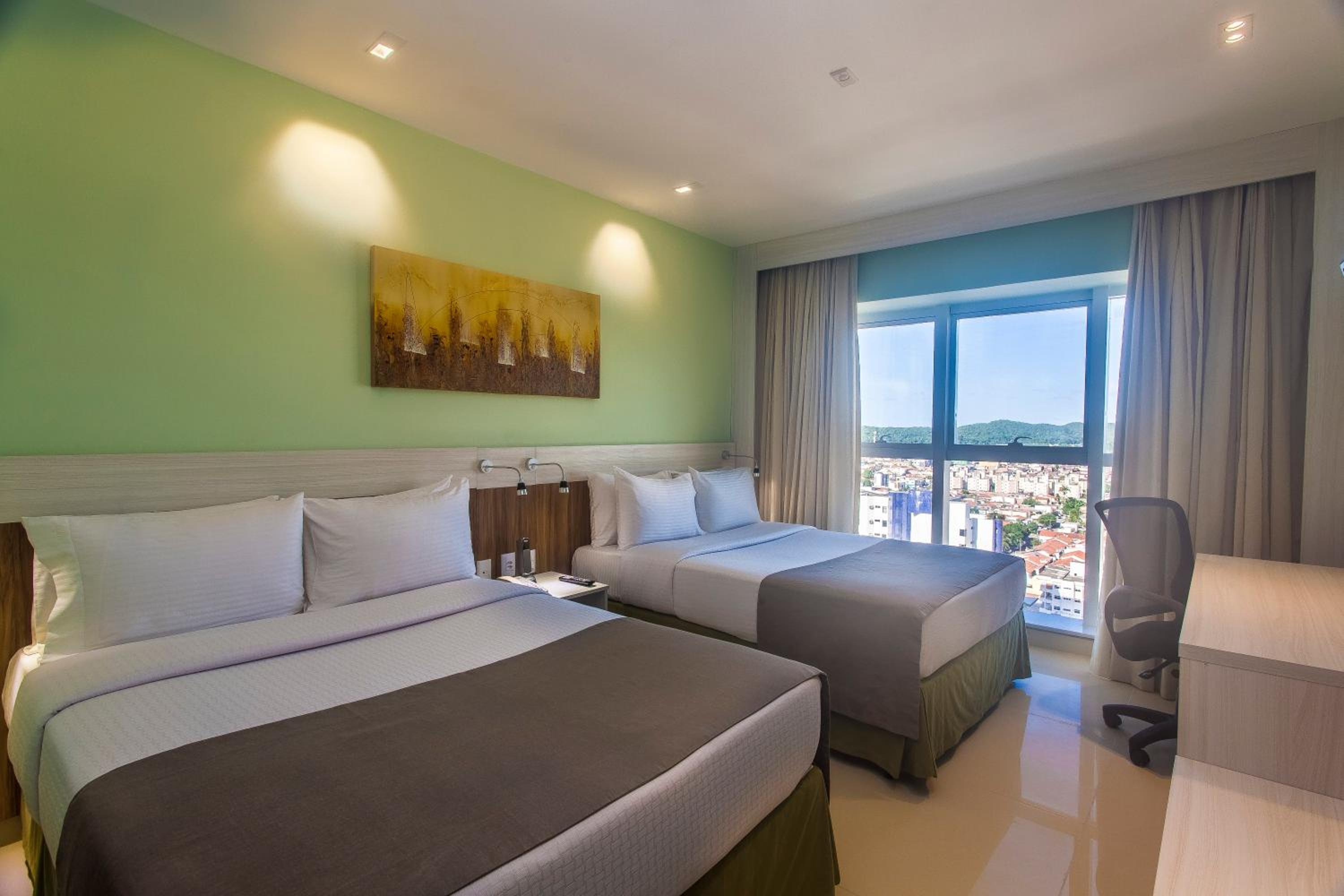 Standard Double Room with Two Double Beds photo 2