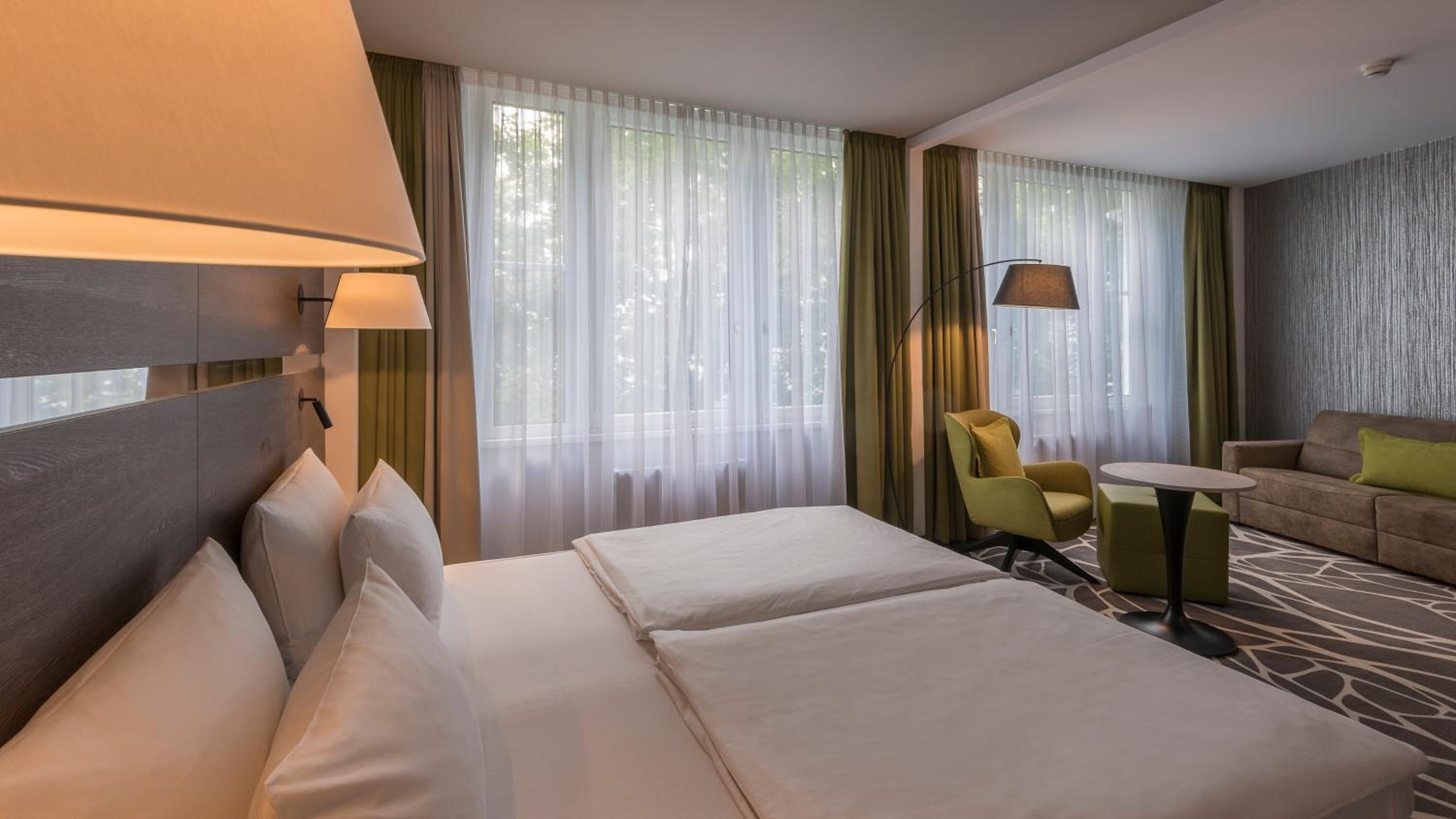 King Suite with Sofa Bed - Photo 4