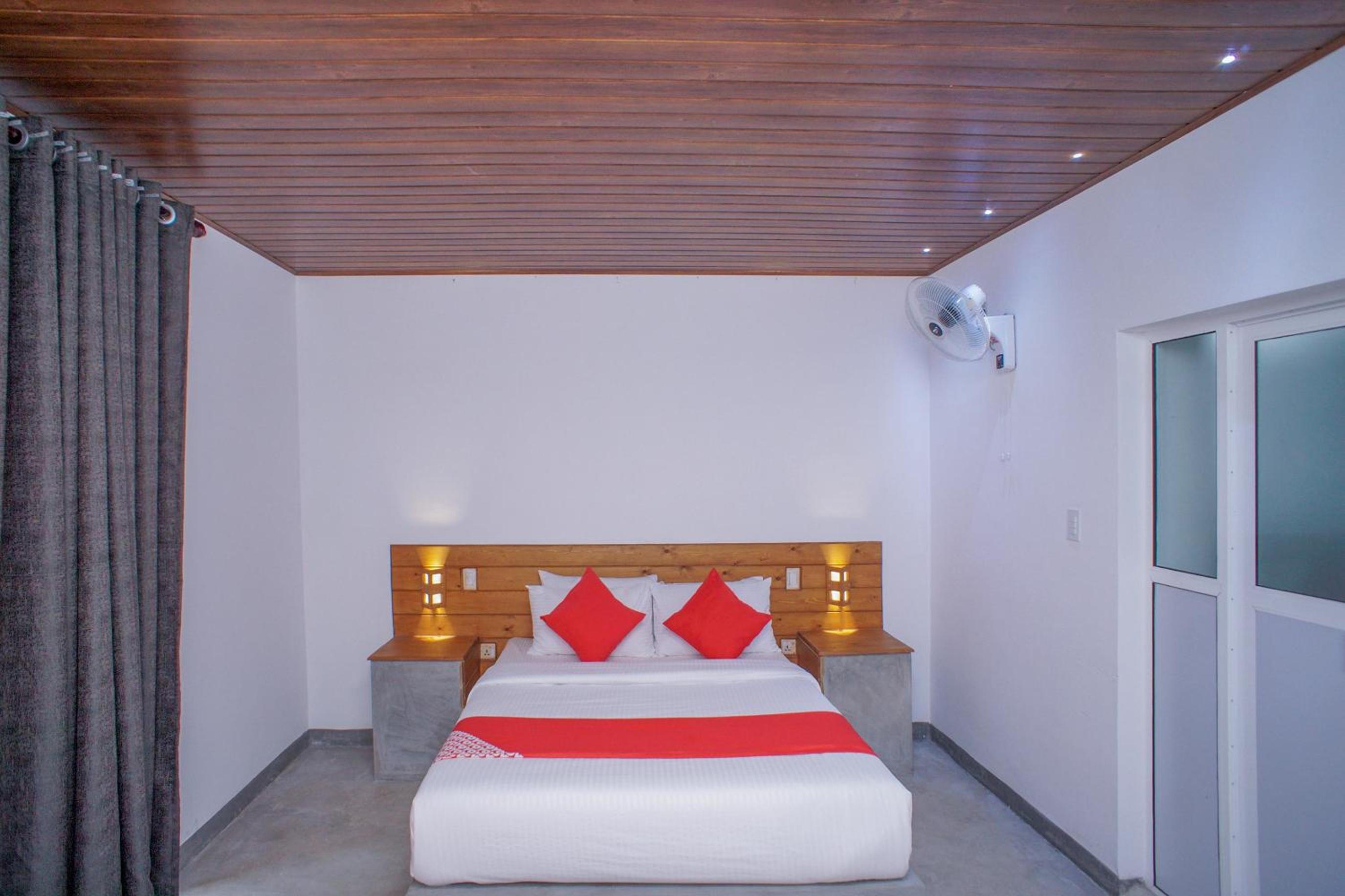Deluxe Double Room photo 3