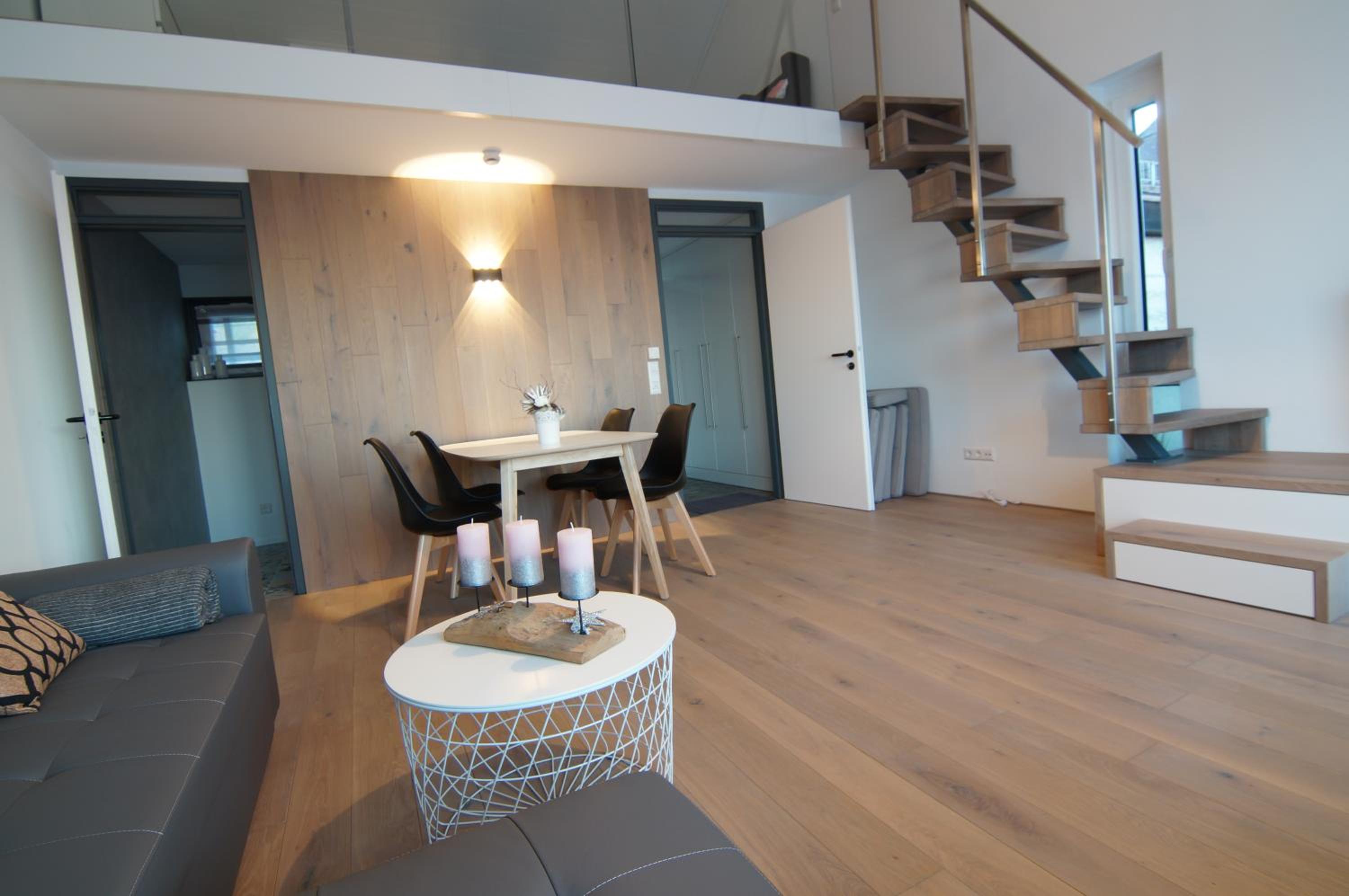 Studio with Balcony photo 1