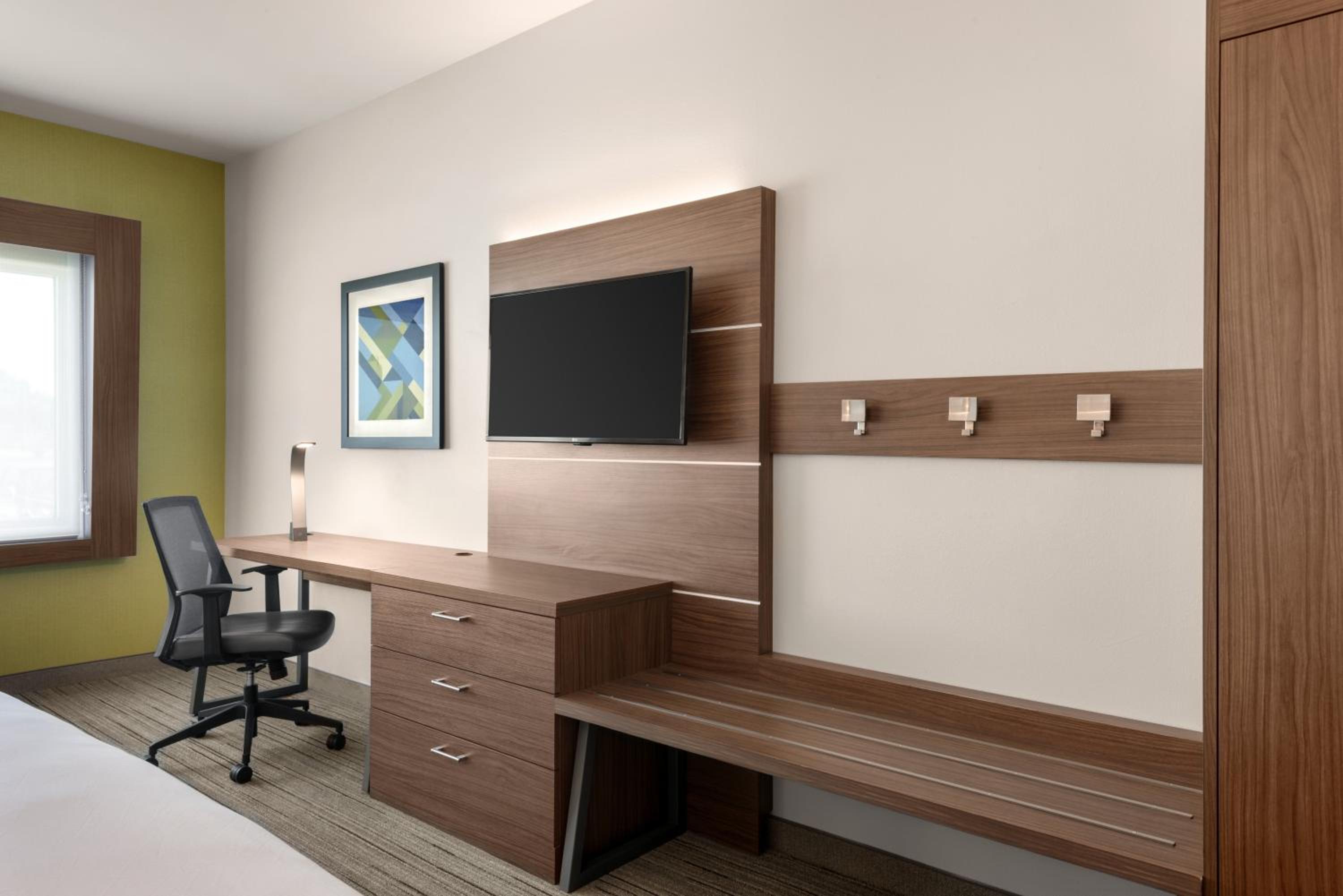 Standard Room with Two Queen Beds