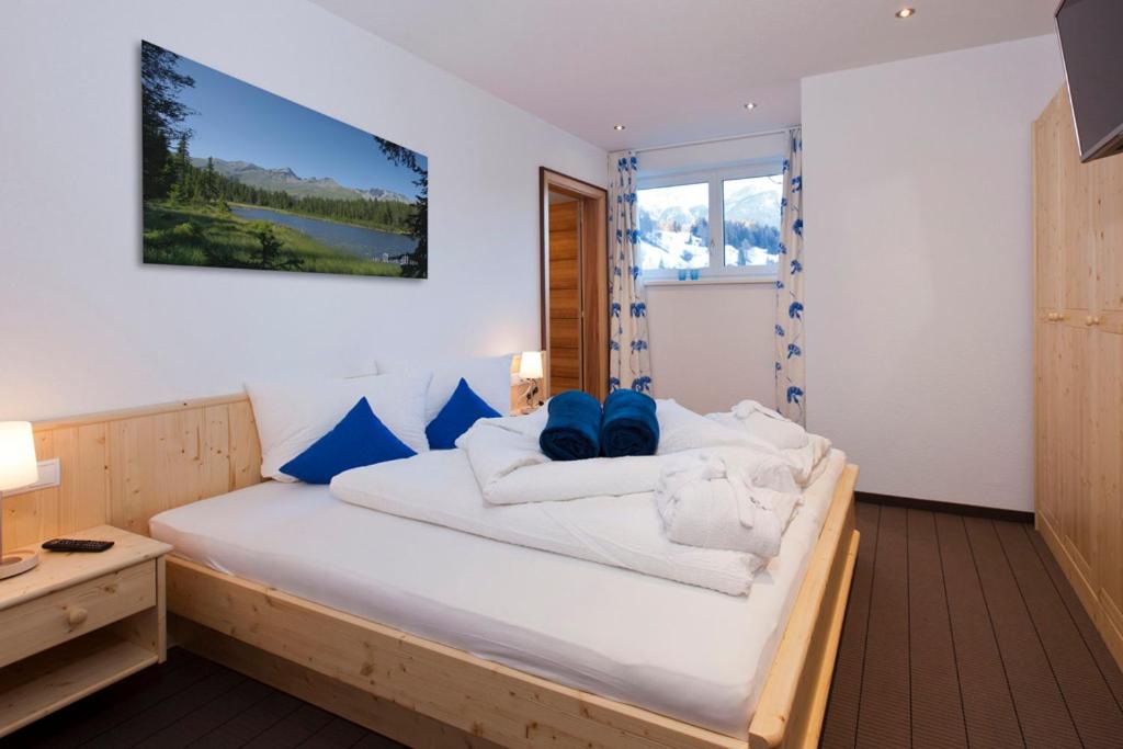Two-Bedroom Apartment with Balcony (6 Adults) photo 1