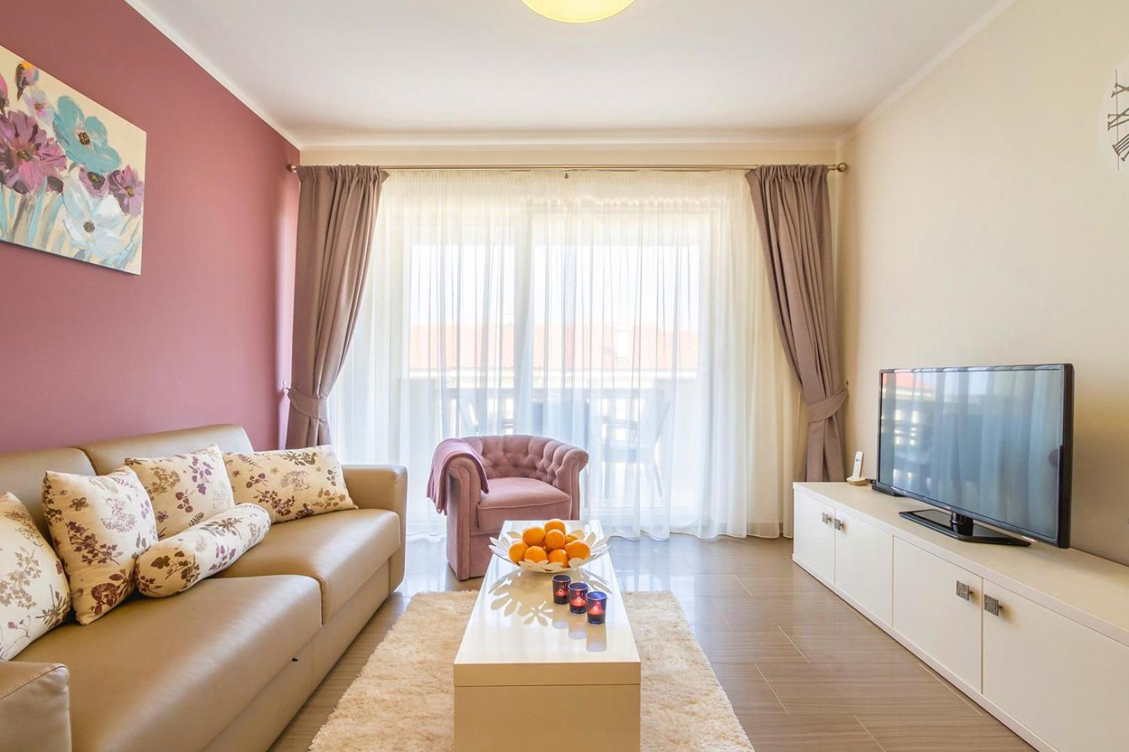 Apartment - Ground Floor photo 1