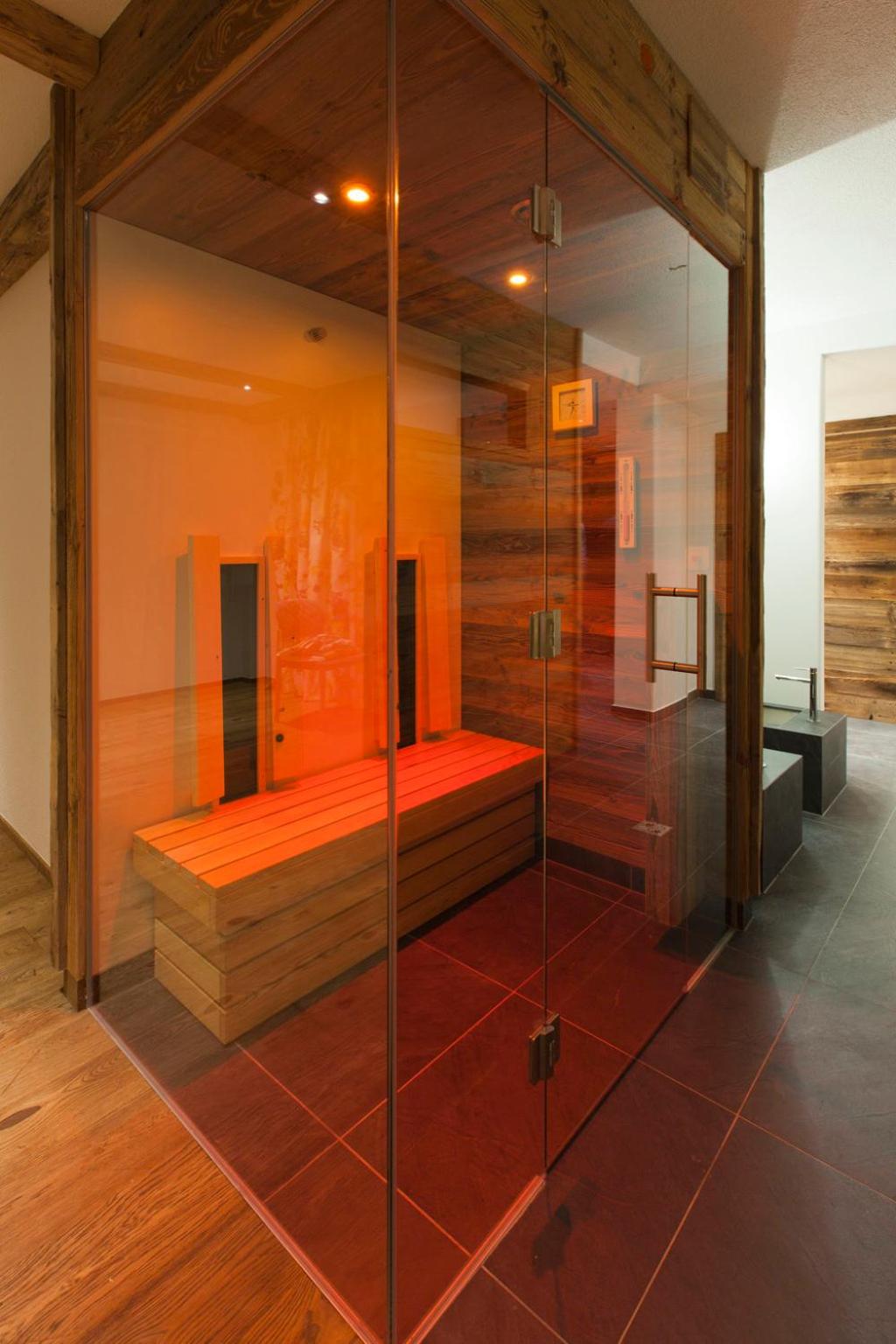 Apartment with Terrace photo 3
