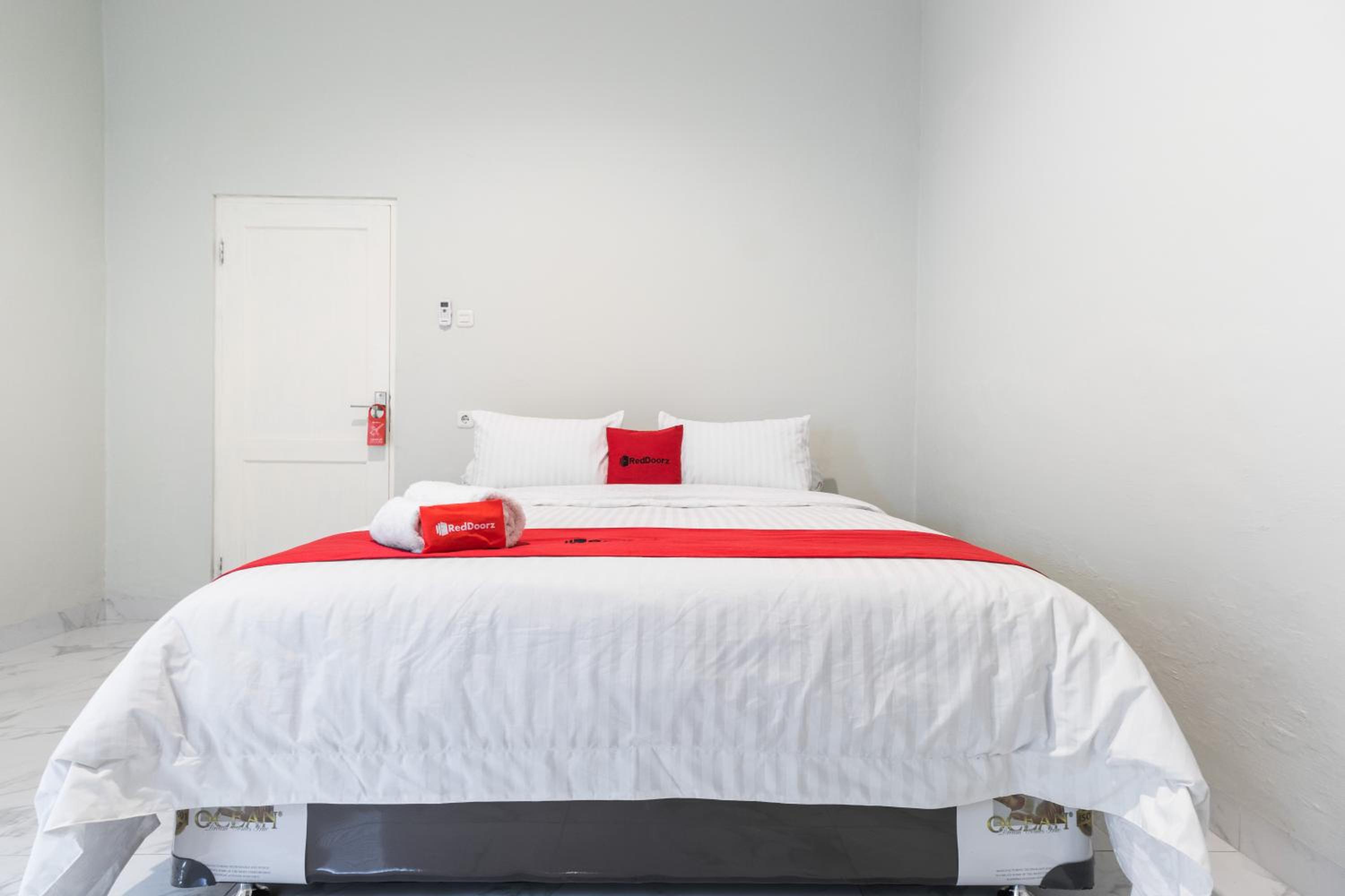 Double Room - Photo 2