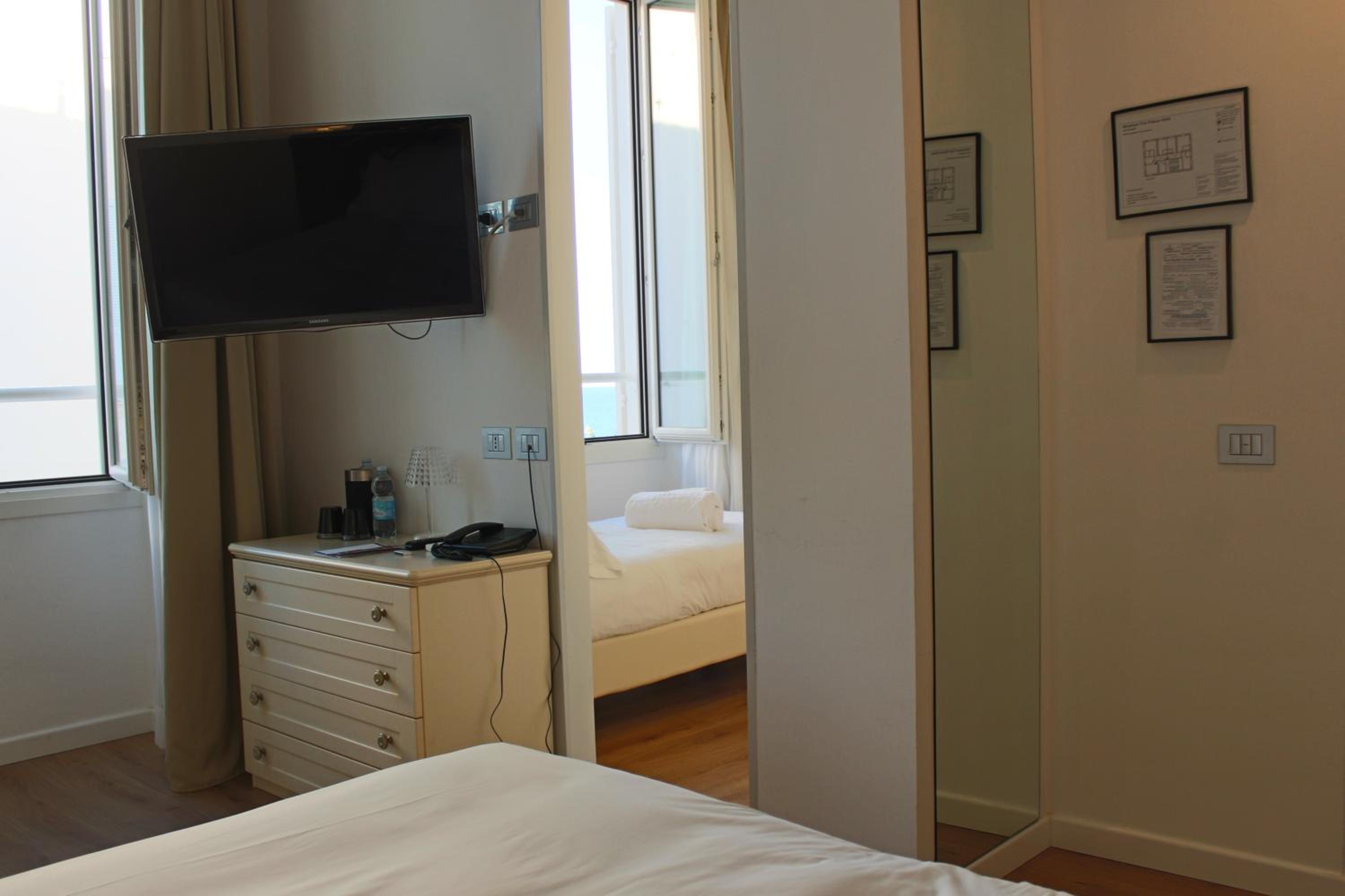 Comfort Triple Room - Photo 3