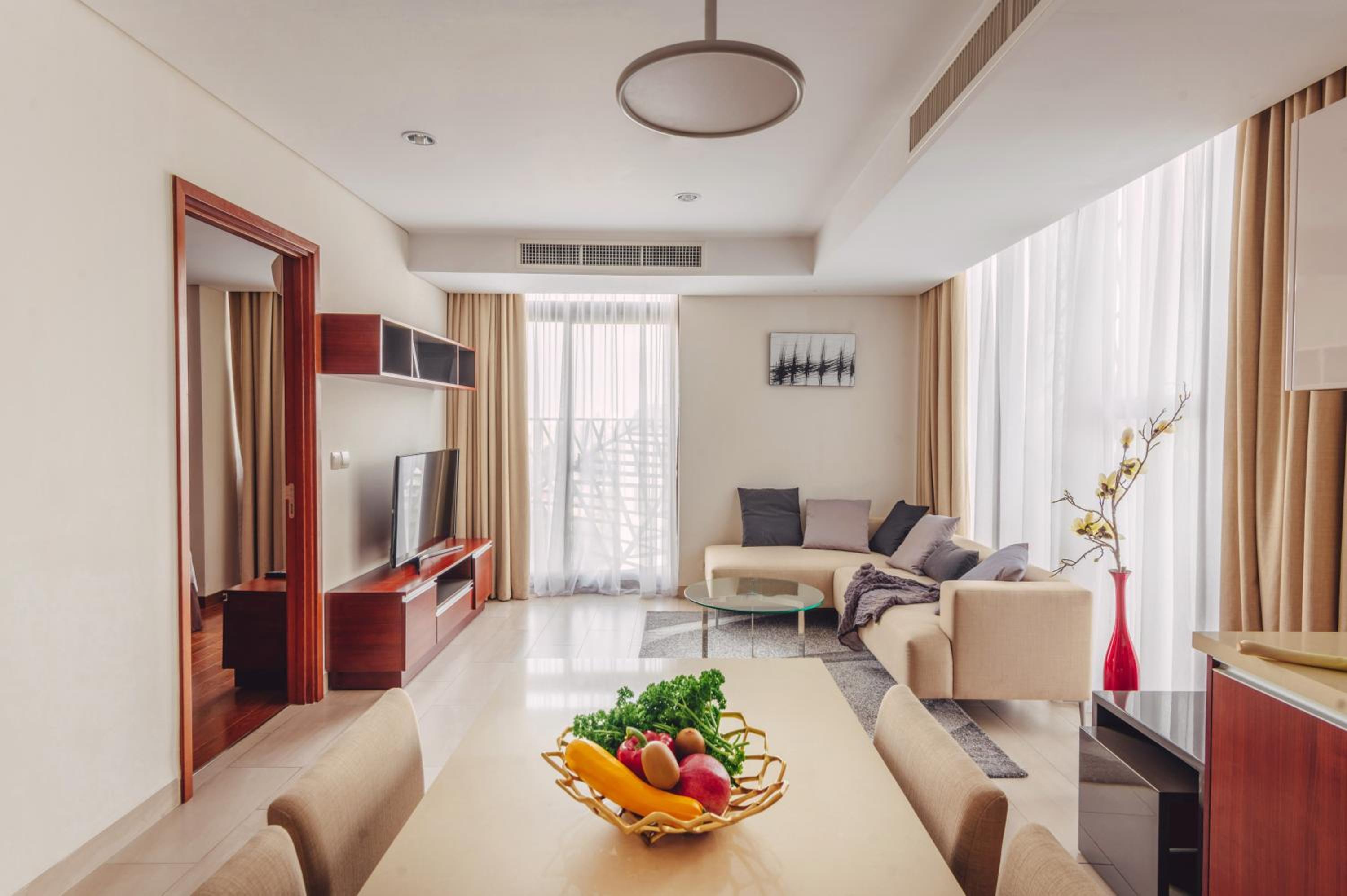 Deluxe 1-Bedroom photo 1