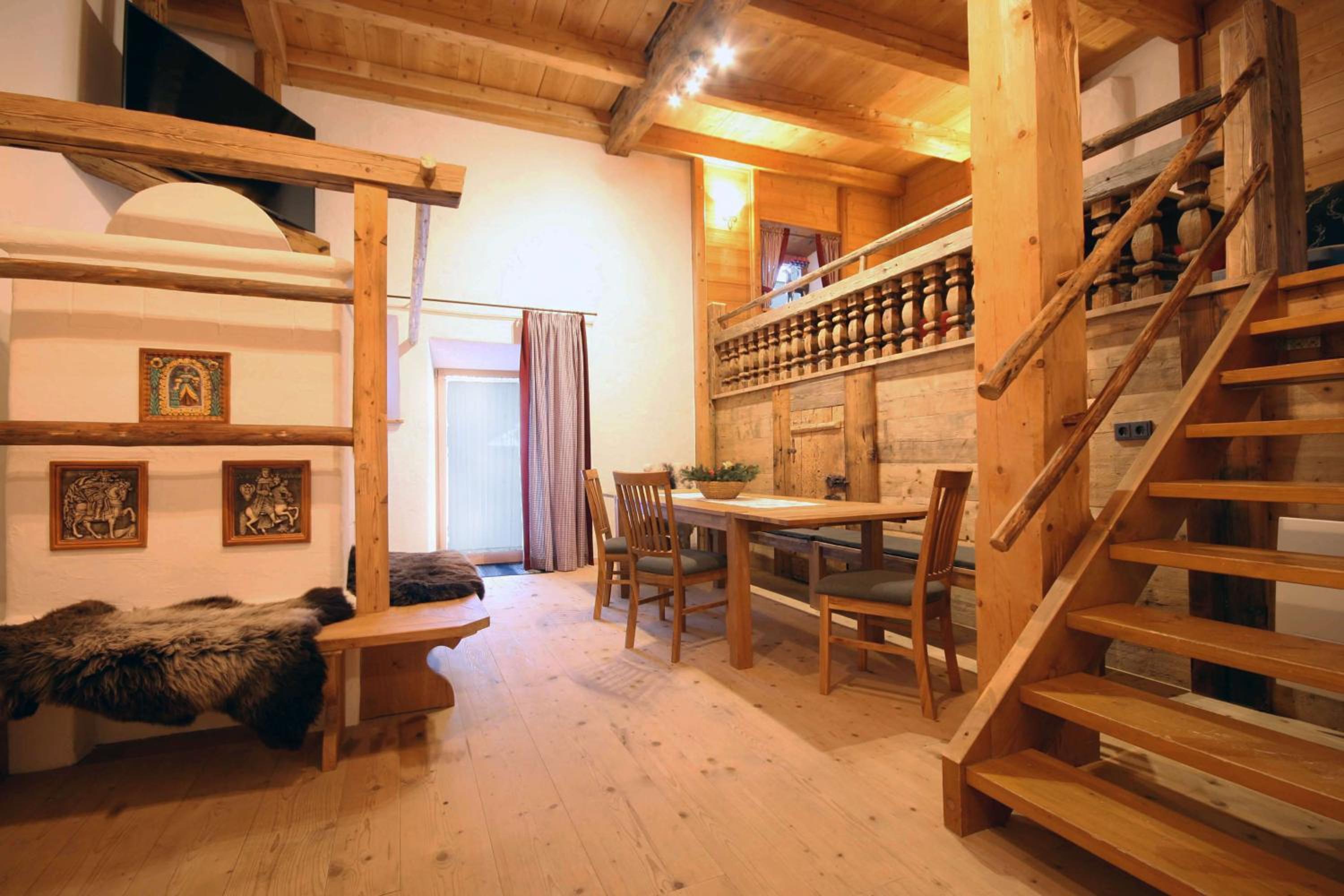 Four-Bedroom House photo 1