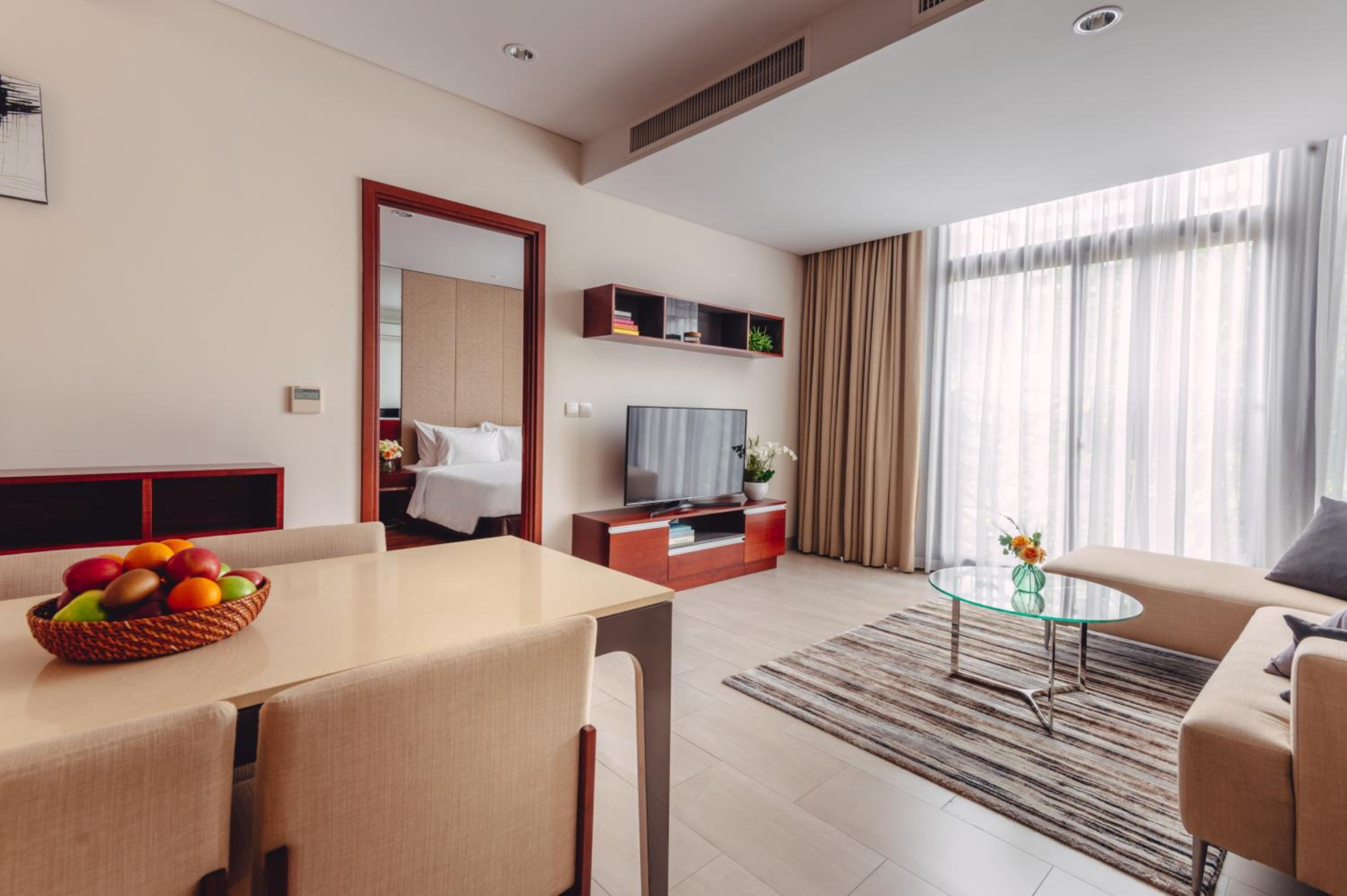 Signature 2-bedroom photo 2