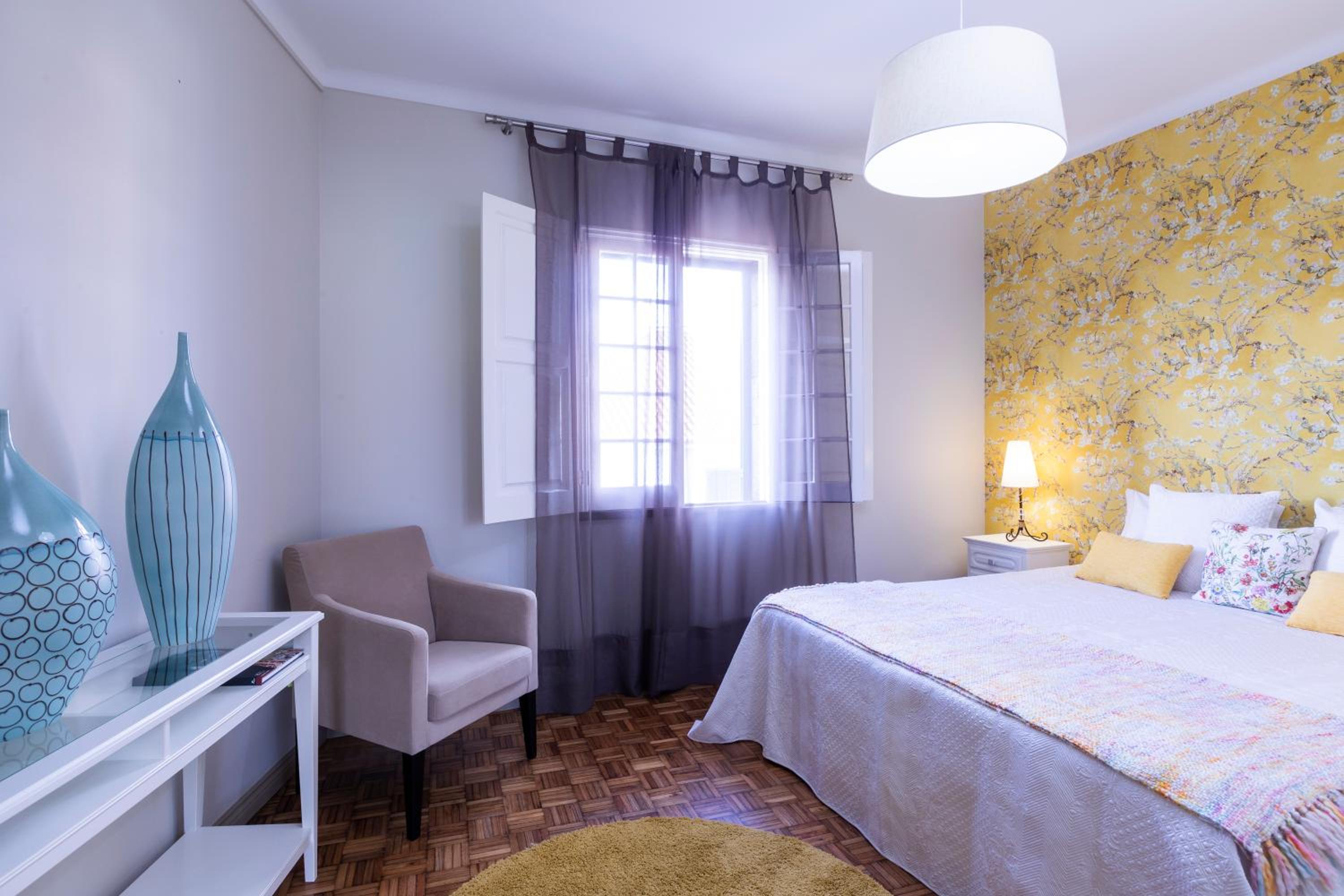 Apartment with Sea View - Photo 8