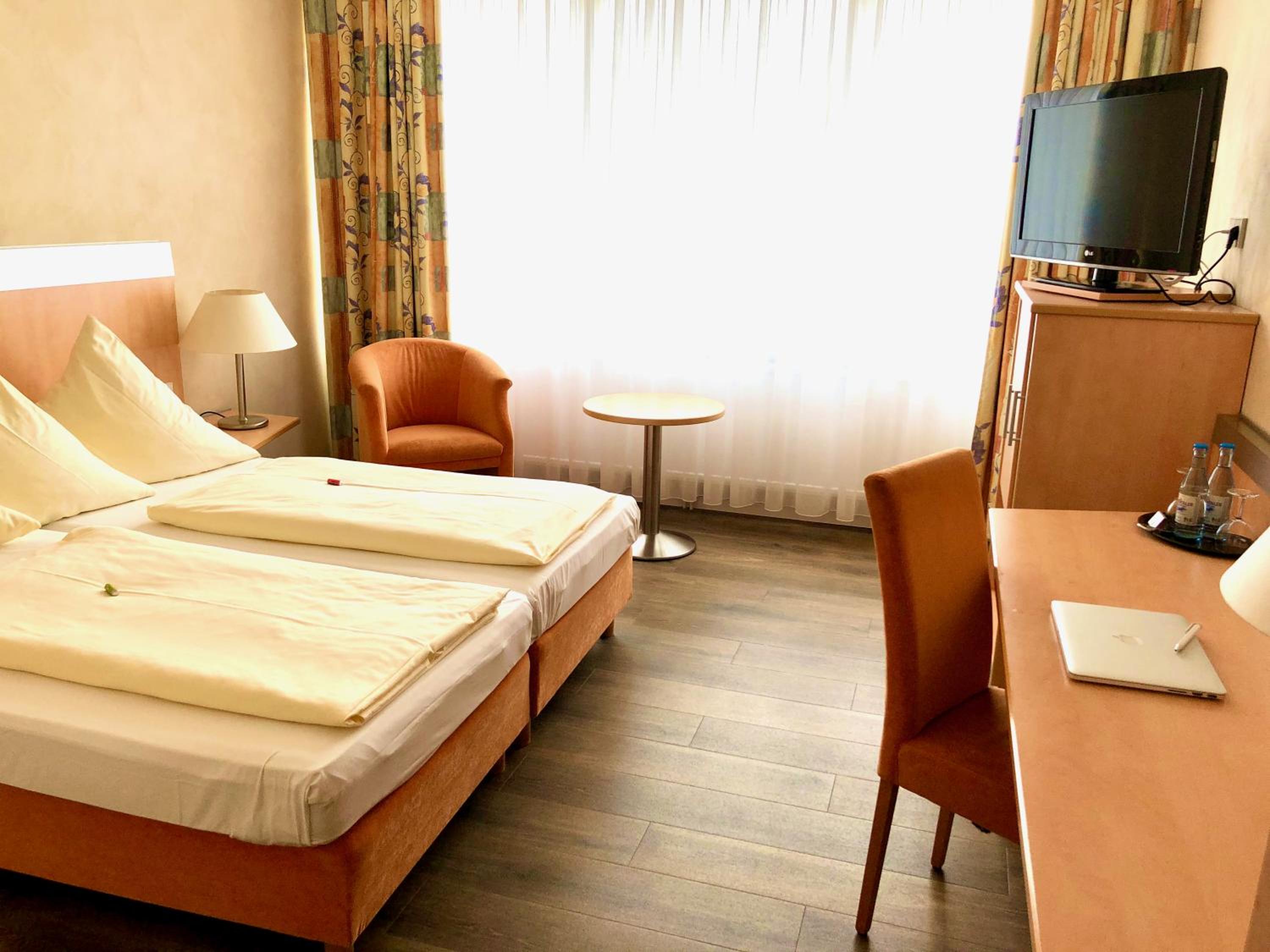 Business Double Room photo 3