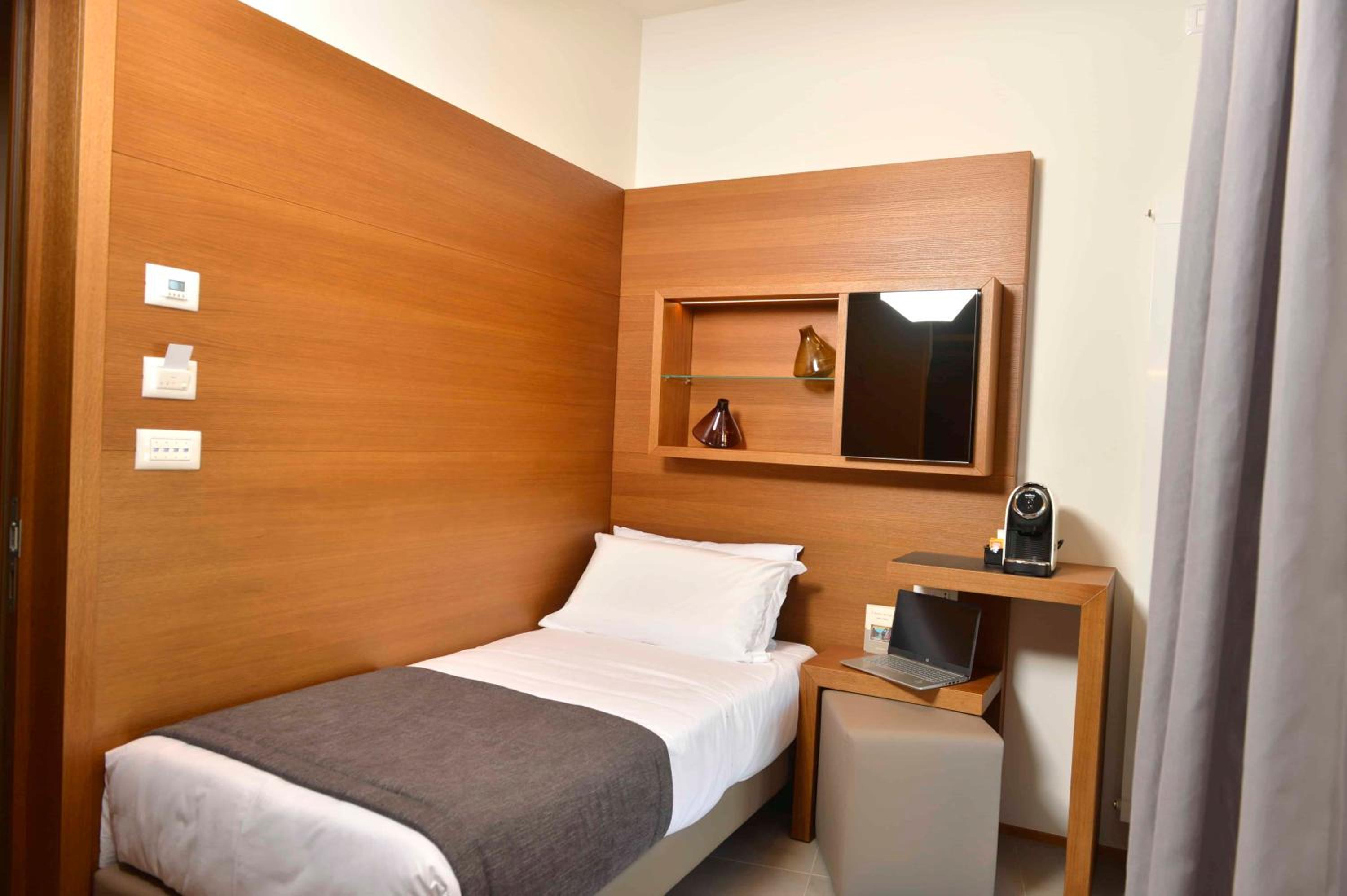 Single Room with Private Bathroom