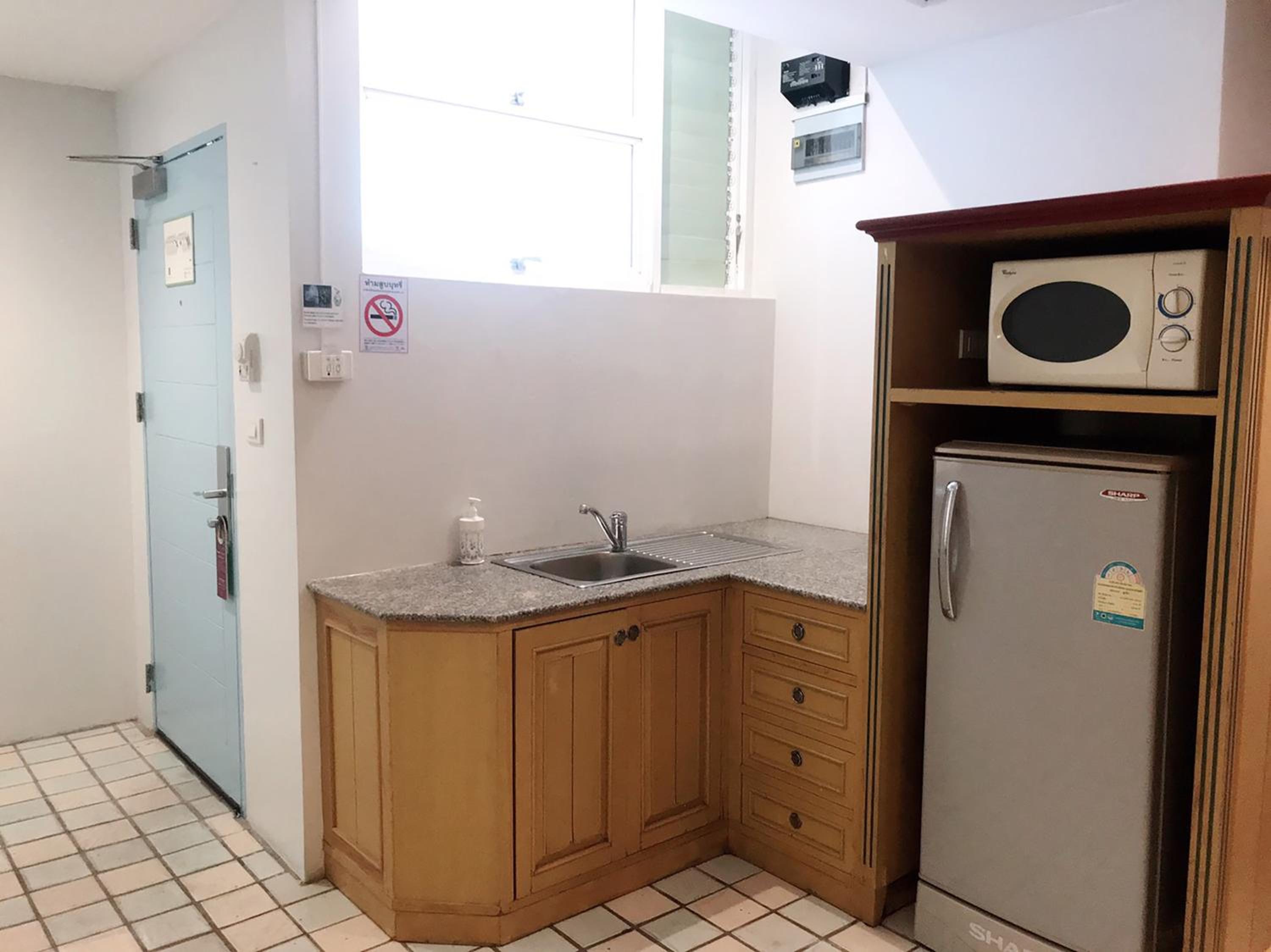 One Bedroom Duplex  - Photo 2