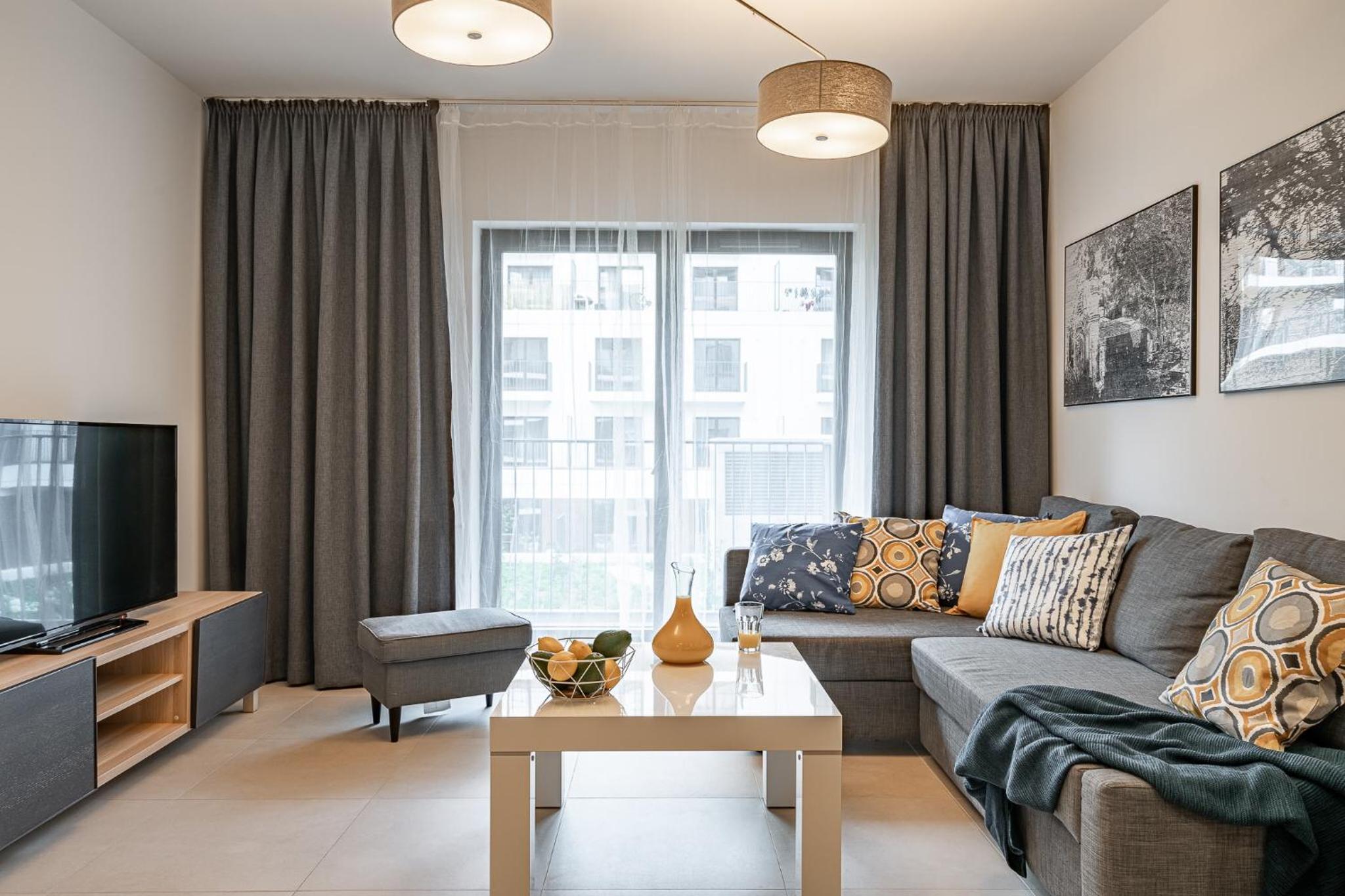 One-Bedroom Apartment