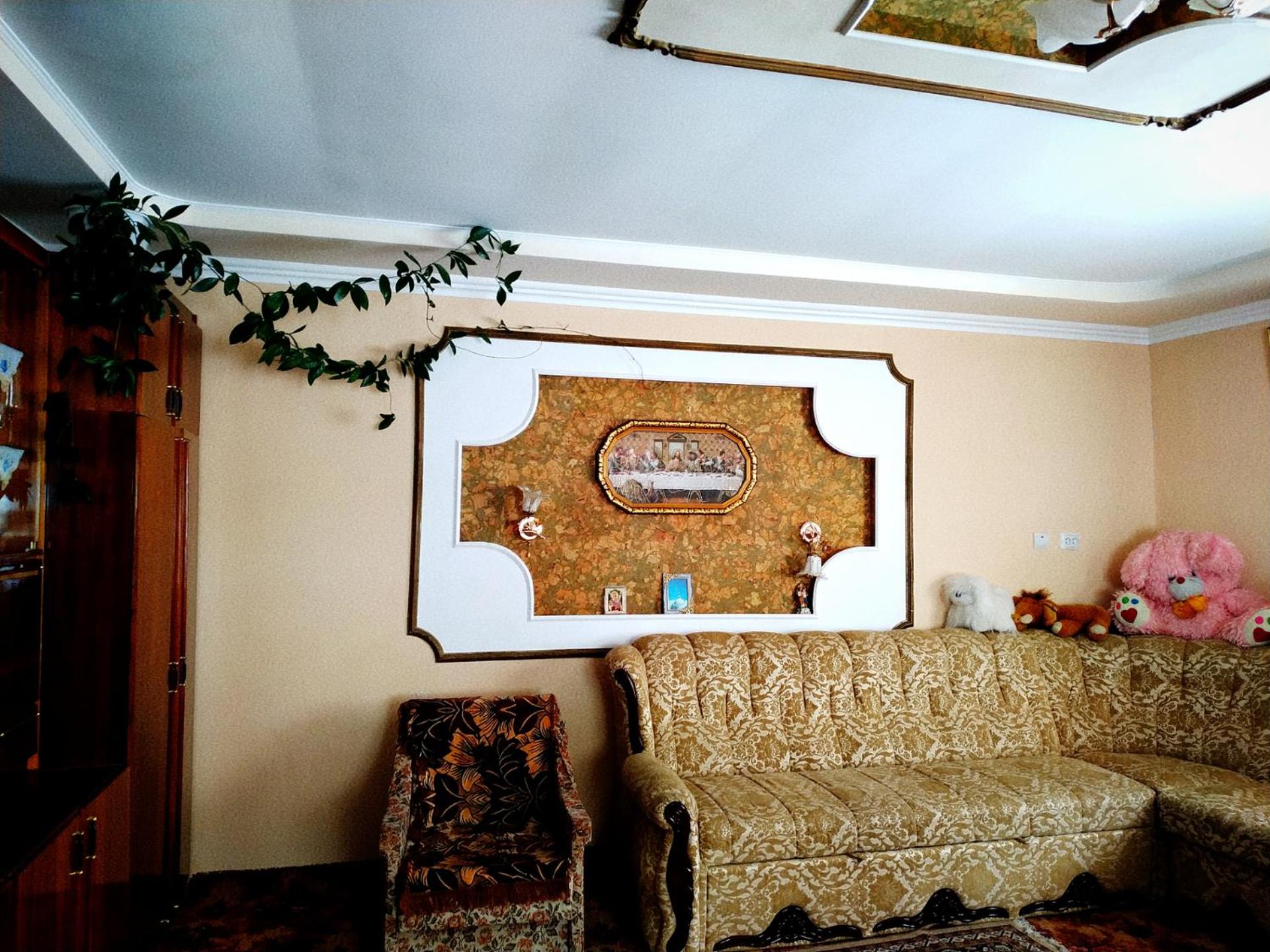 Basic Triple Room with Shared Bathroom photo 2