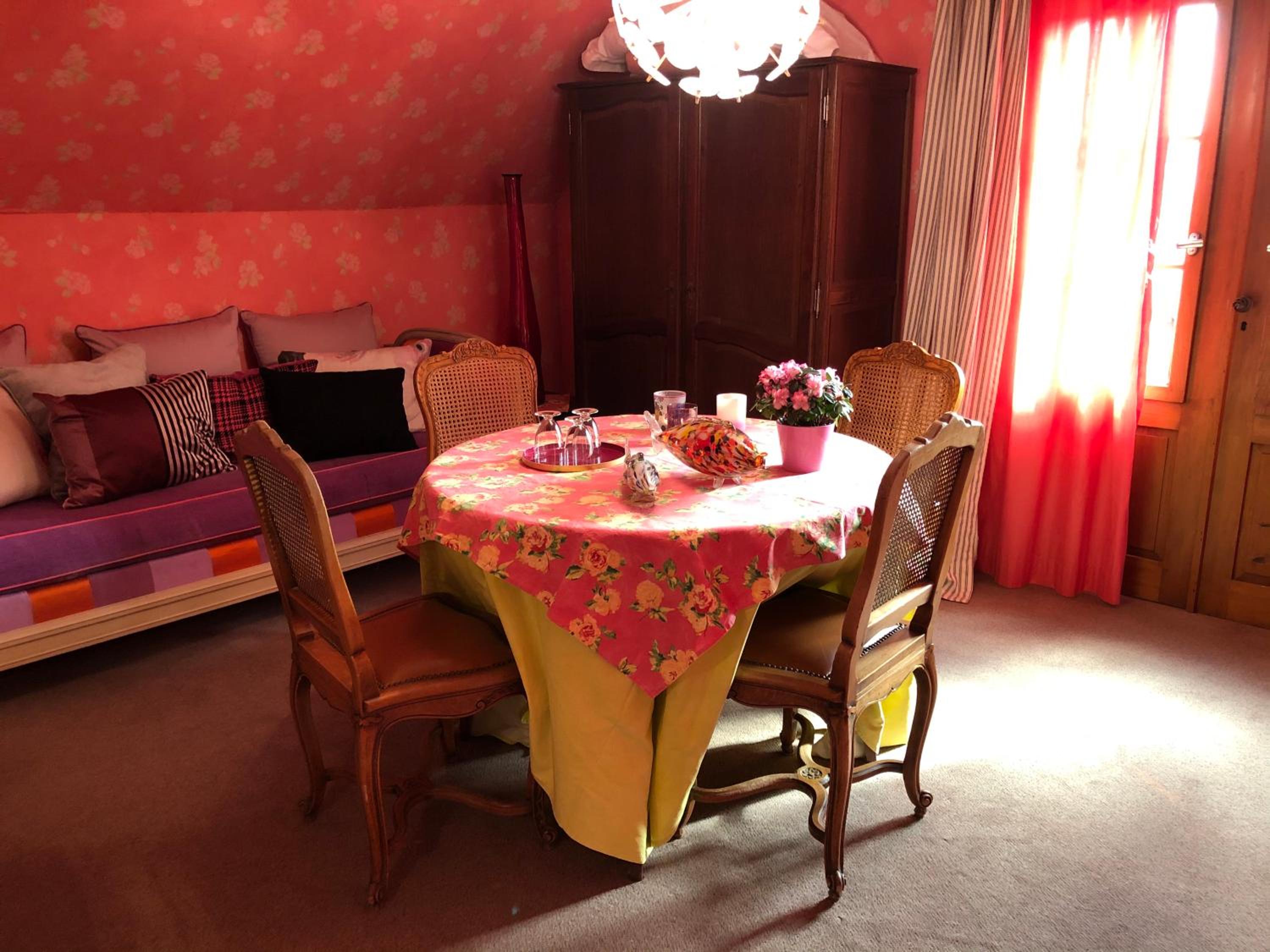 Basic Triple Room