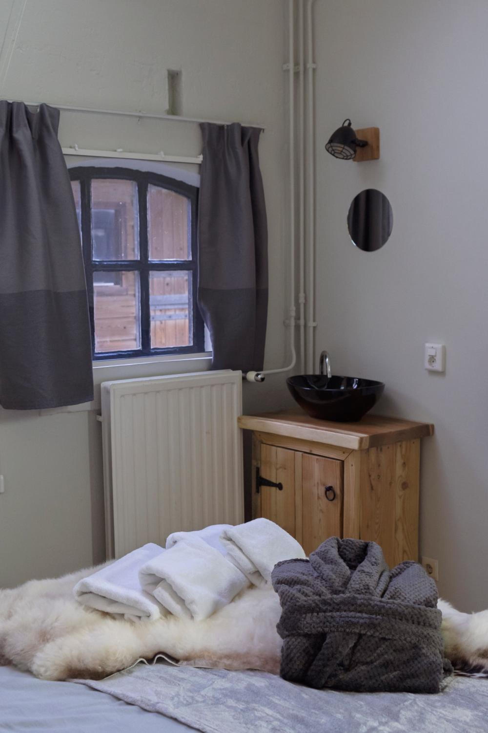 Double or Twin Room with Private External Bathroom photo 1