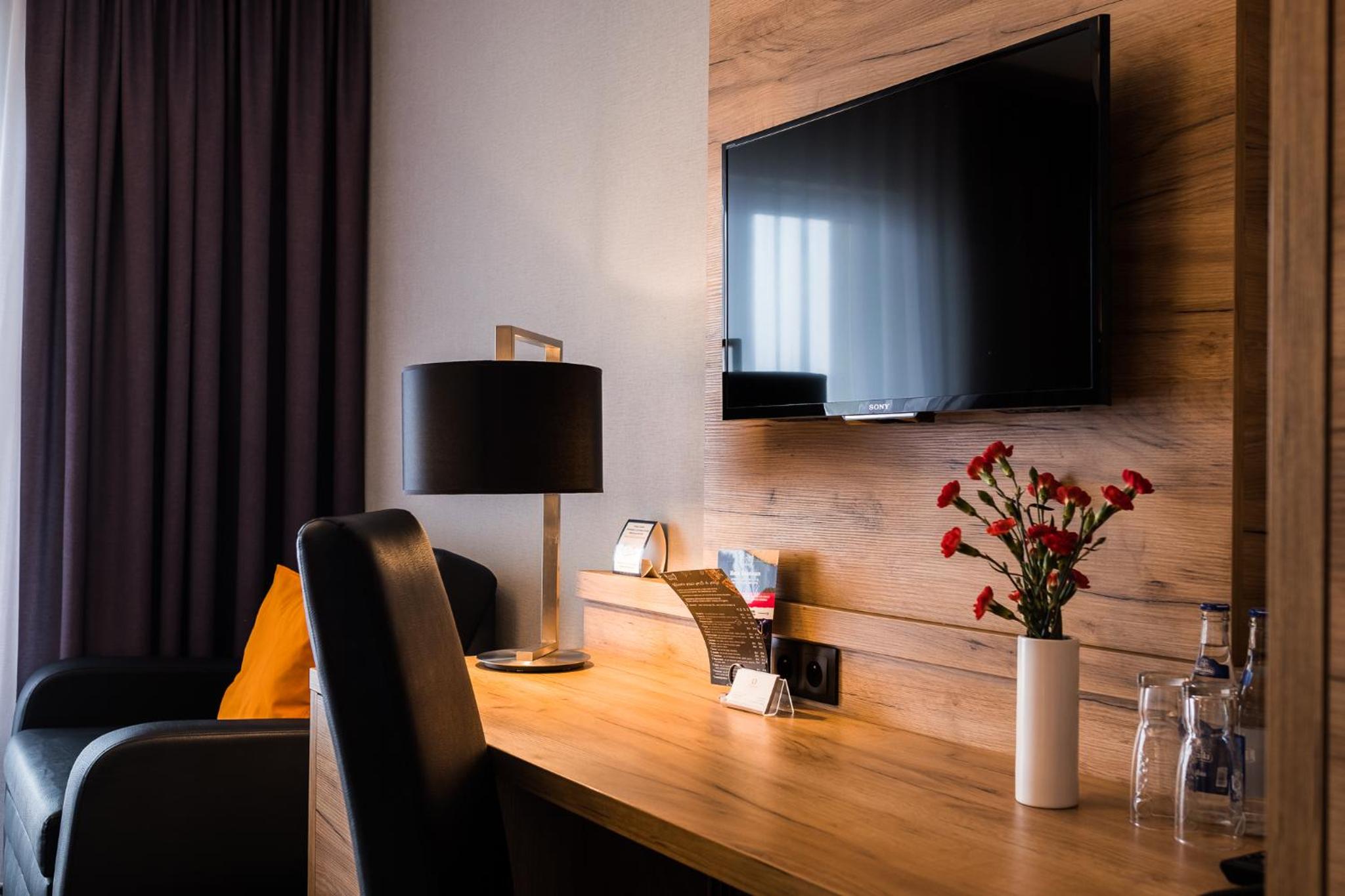 Double or Twin Room - Photo 1