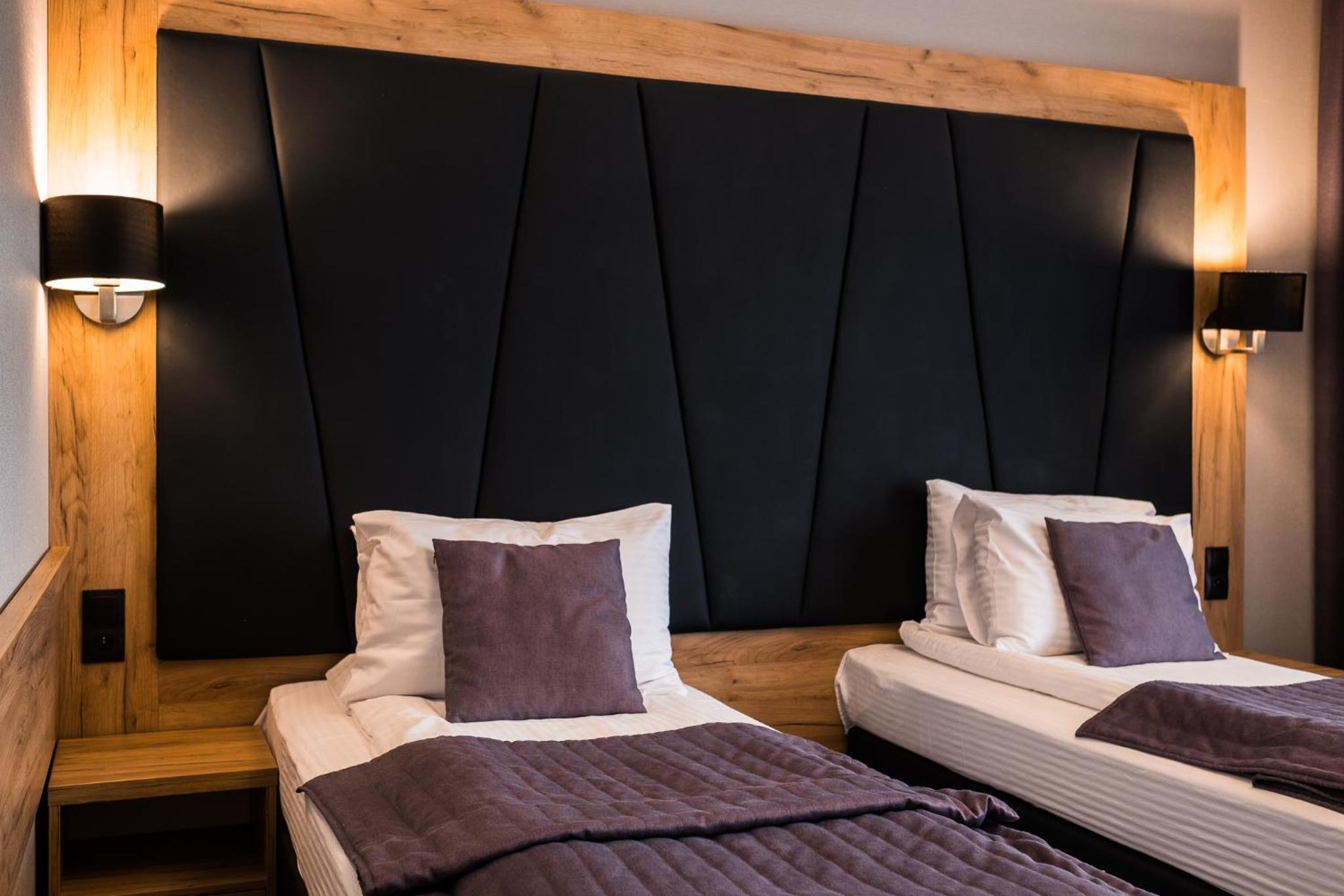 Double or Twin Room - Photo 27