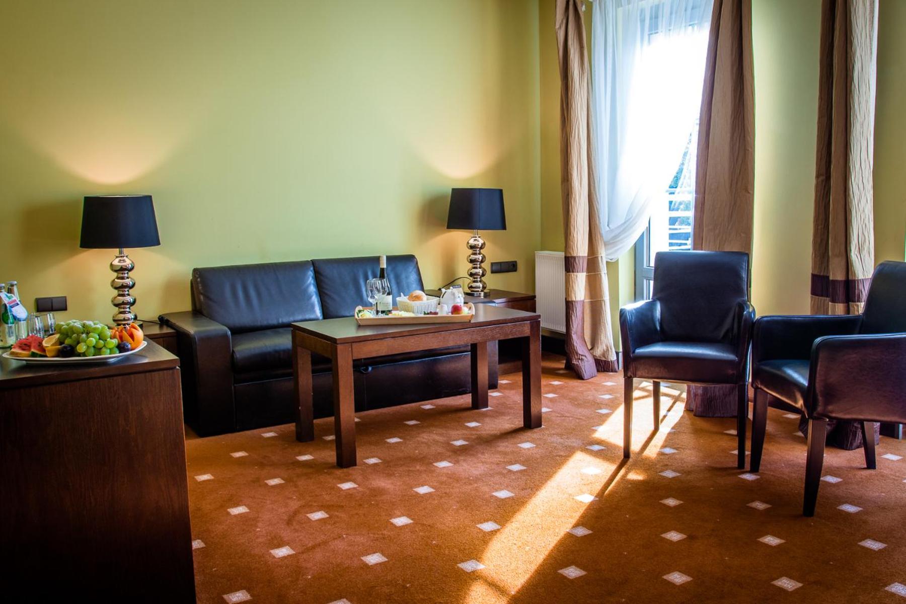 Deluxe Room - Photo 4