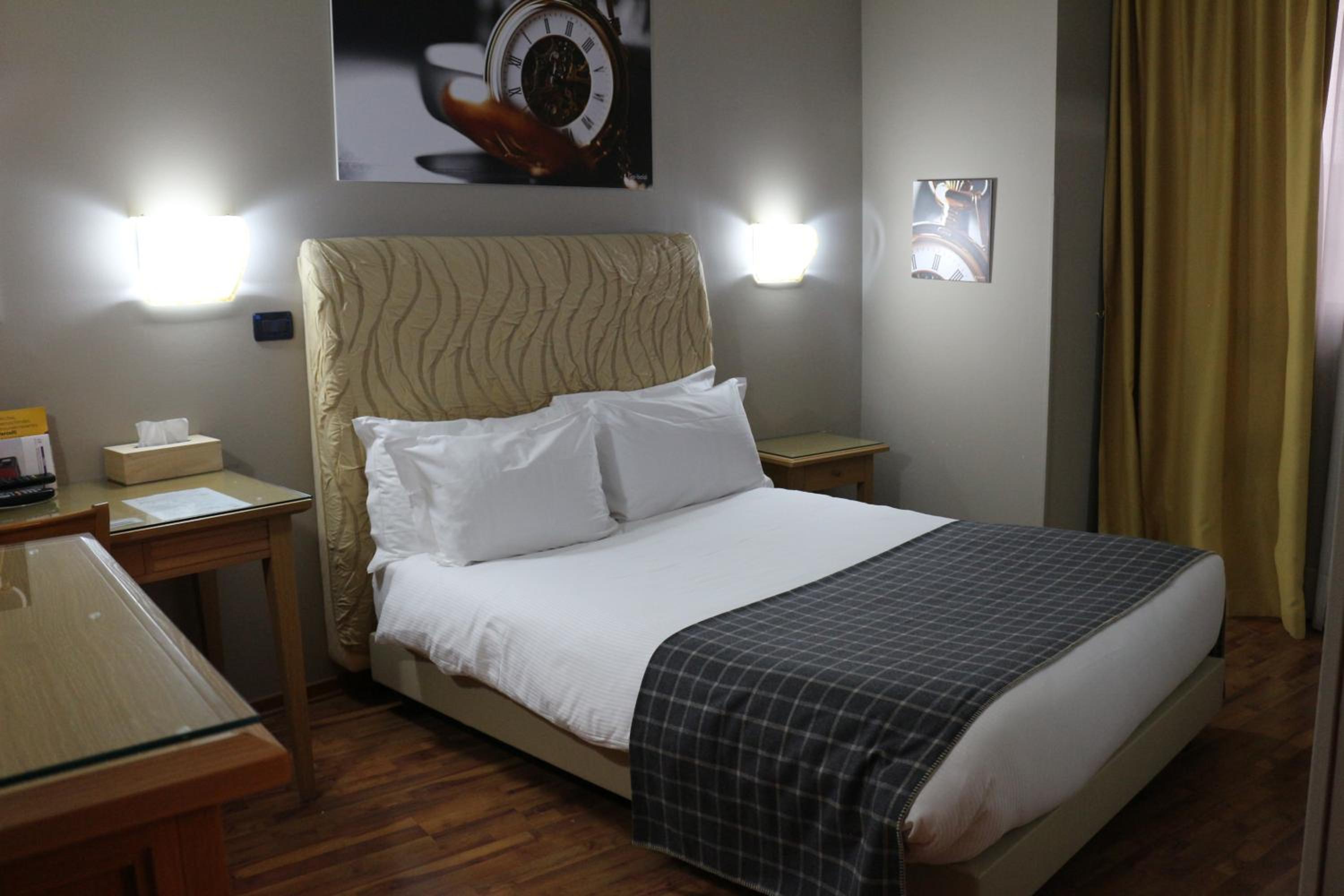 Single Room photo 3